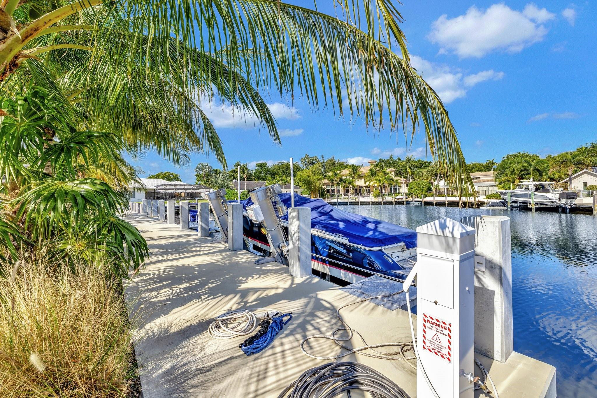41 S Compass Dr Fort Lauderdale, FL 33308