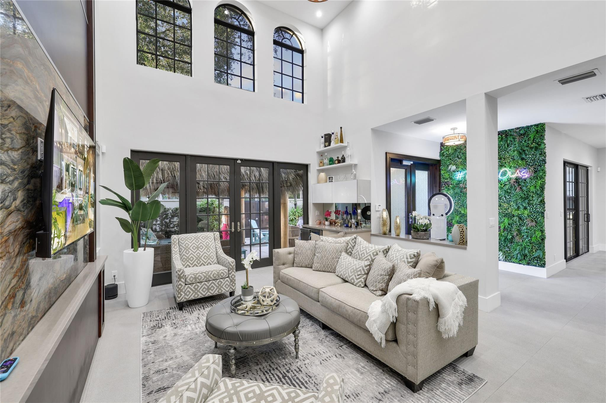 1404 SE 2nd Ct Fort Lauderdale, FL 33301