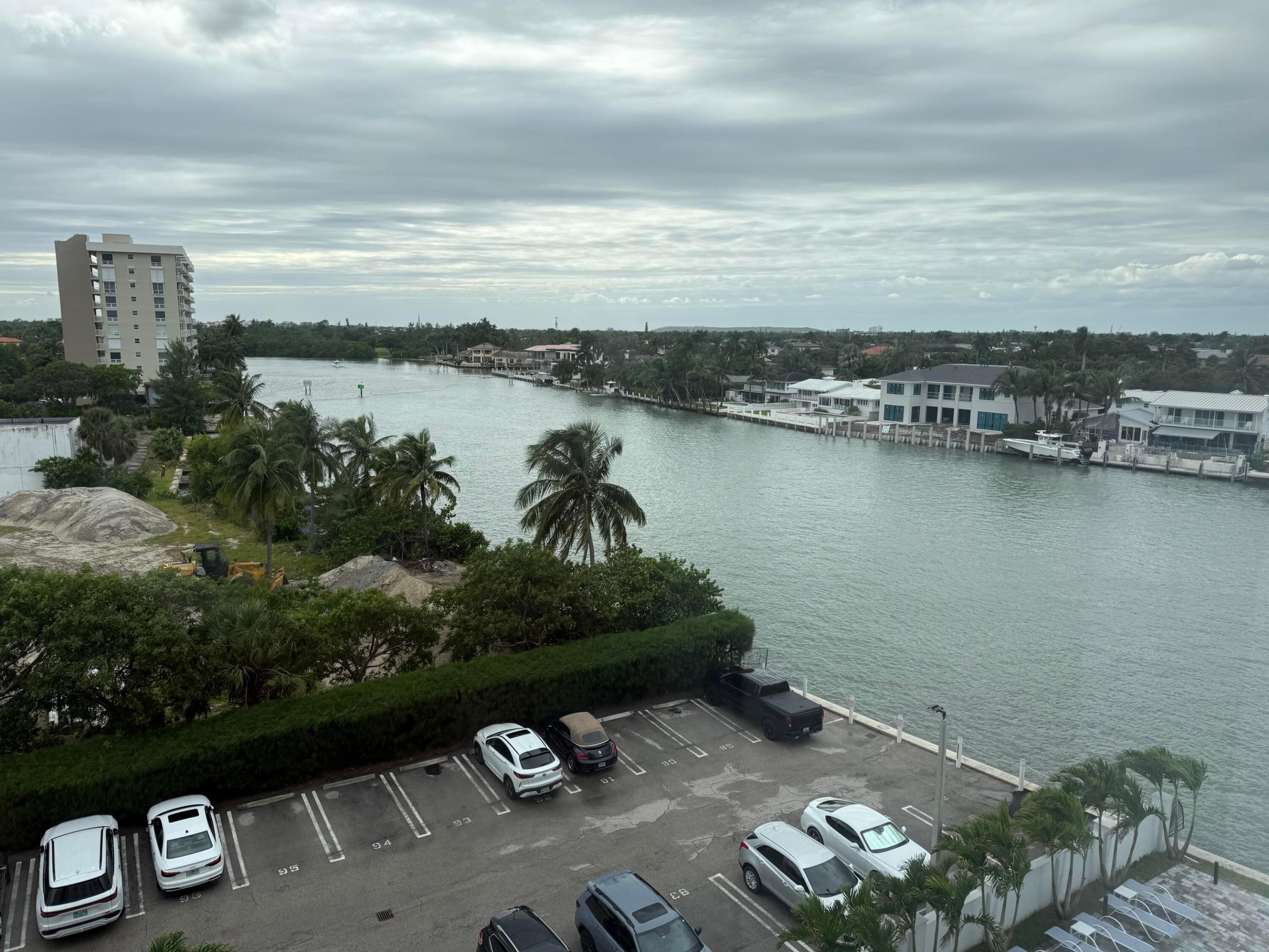 2639 N Riverside Dr #605 Pompano Beach, FL 33062