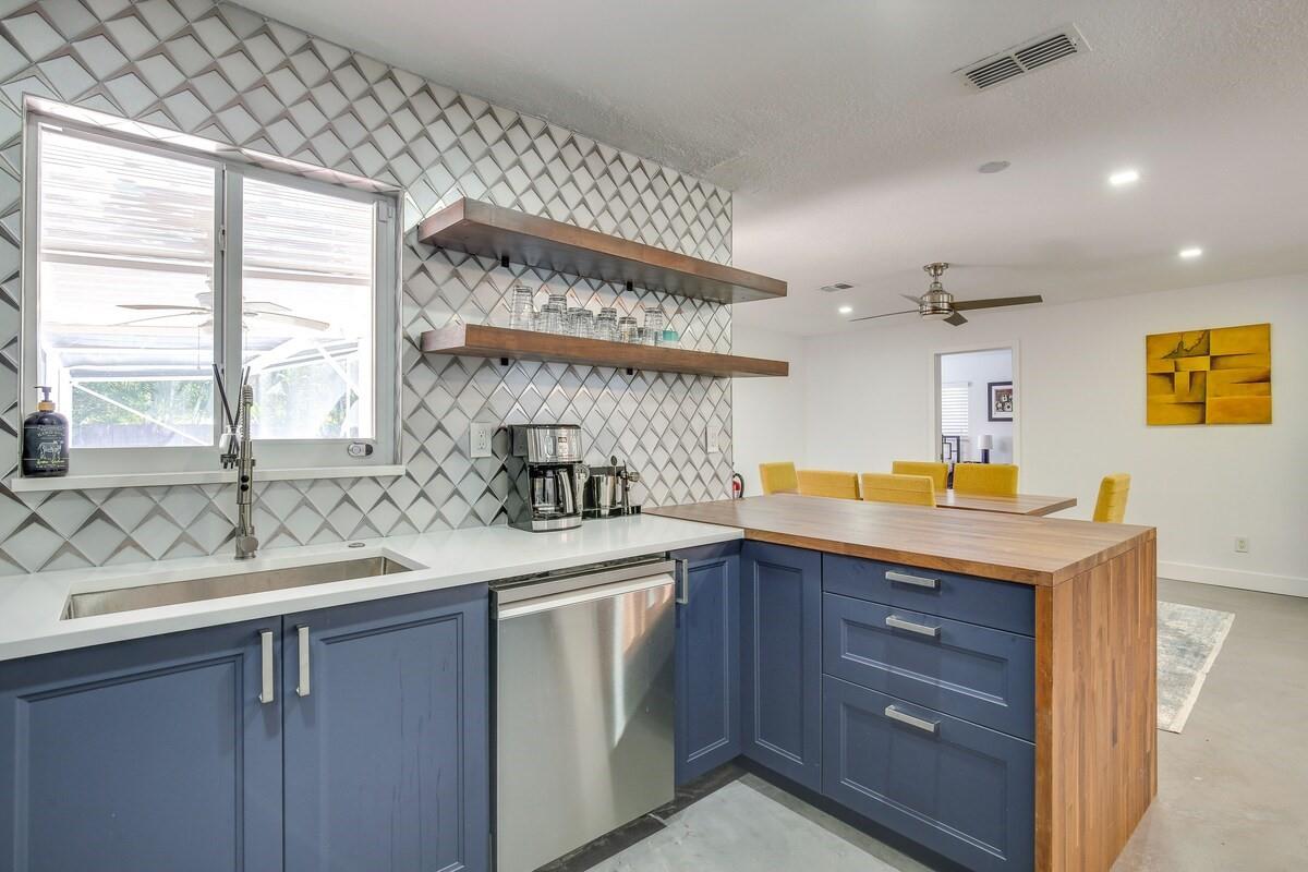 3530 NE 13th Ave,Oakland Park, FL 33334