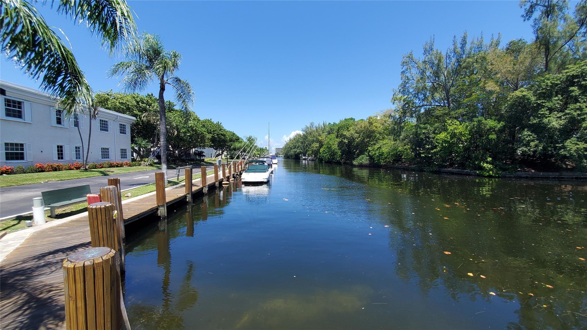 6293 Bay Clb Dr #2 Fort Lauderdale, FL 33308