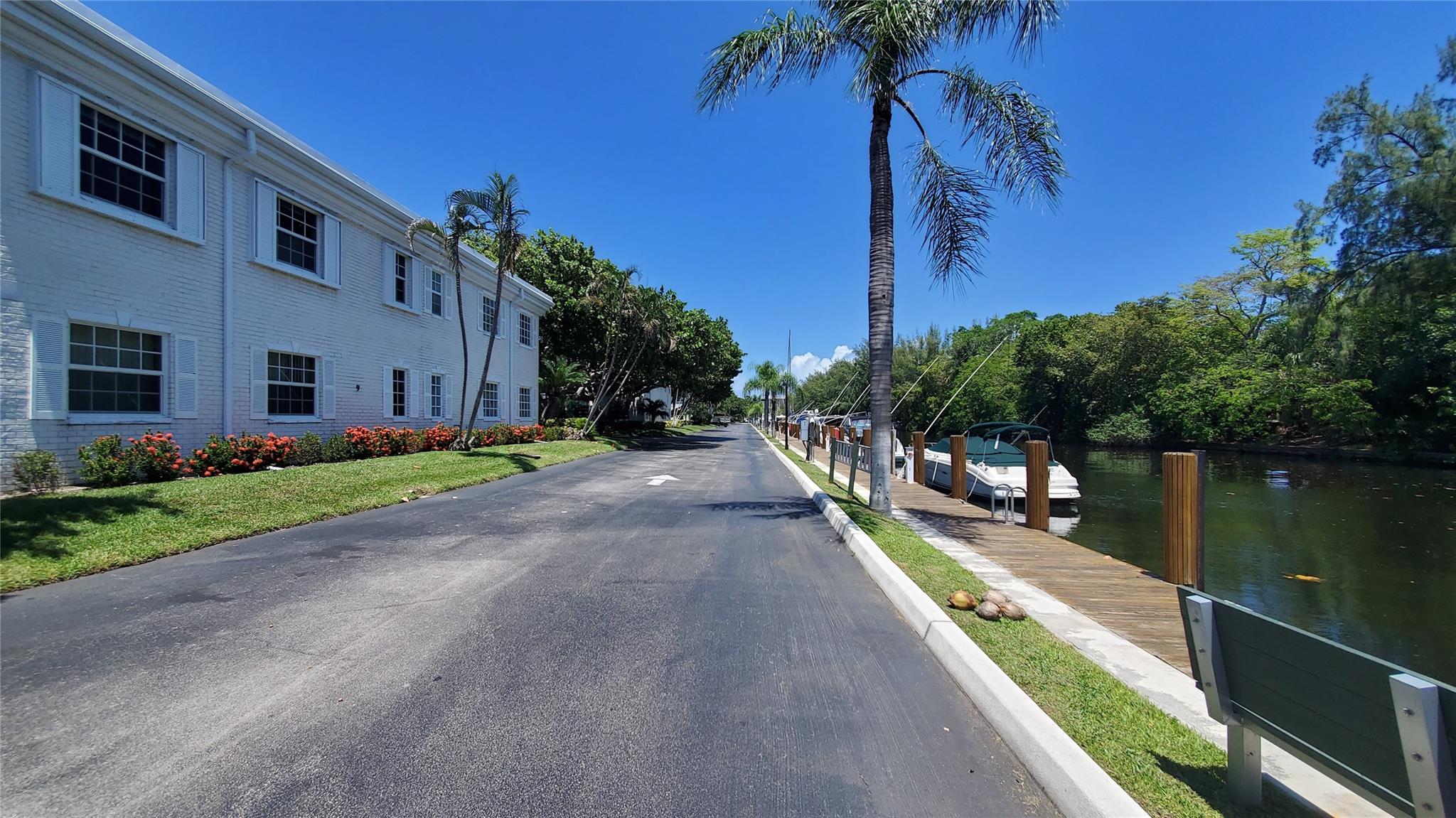 6293 Bay Clb Dr #2 Fort Lauderdale, FL 33308