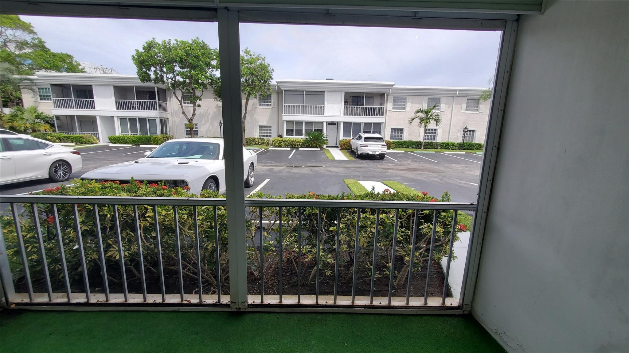 6293 Bay Clb Dr #2 Fort Lauderdale, FL 33308
