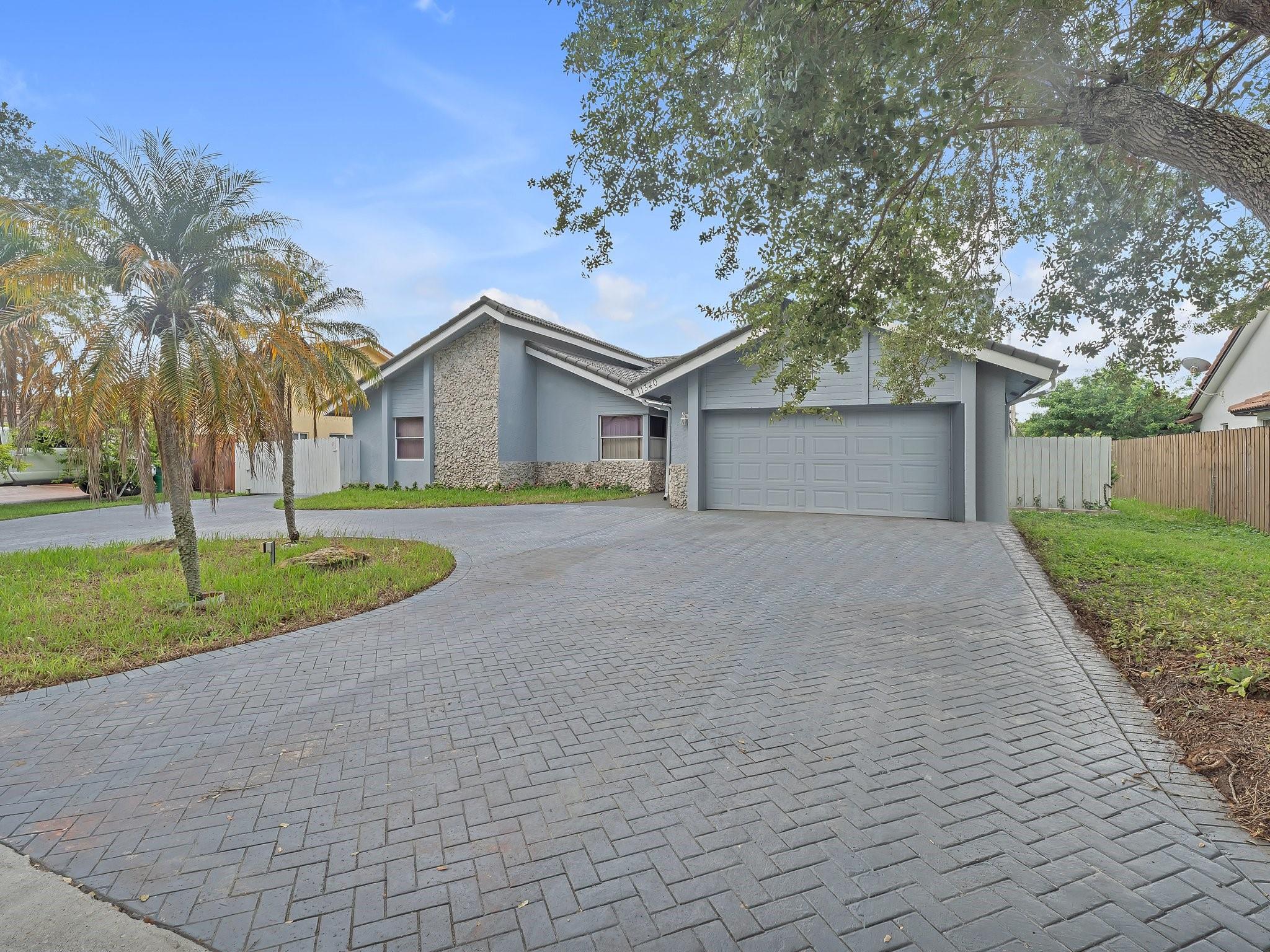 11340 SW 1st St