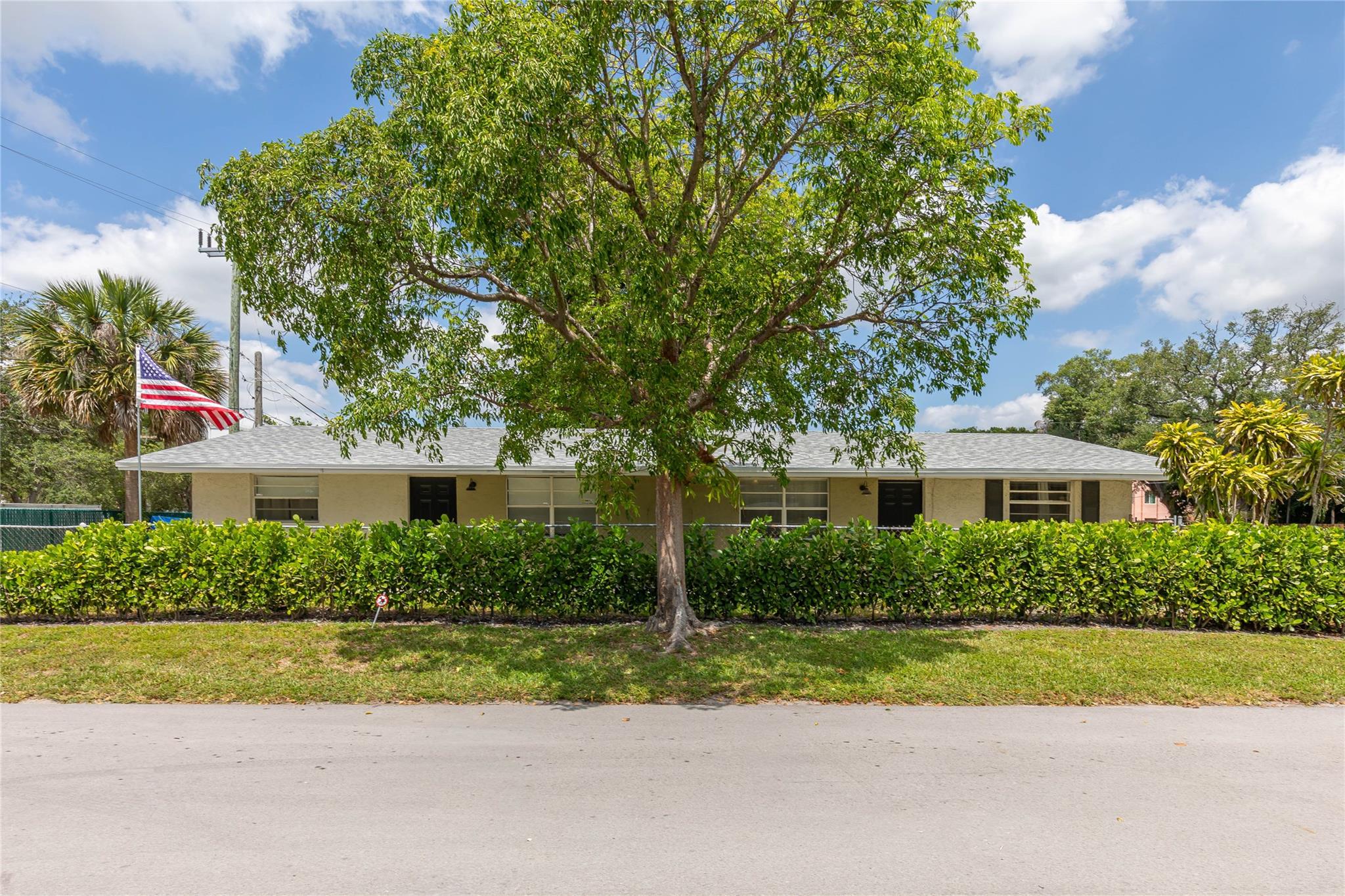 800 SW 30th St