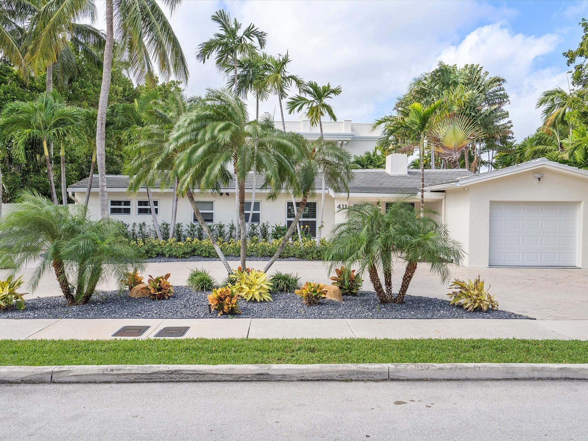 411 Poinciana
