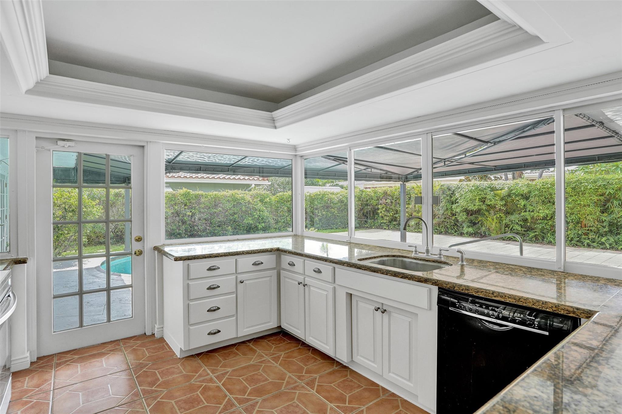 2210 NE 61st Ct Fort Lauderdale, FL 33308