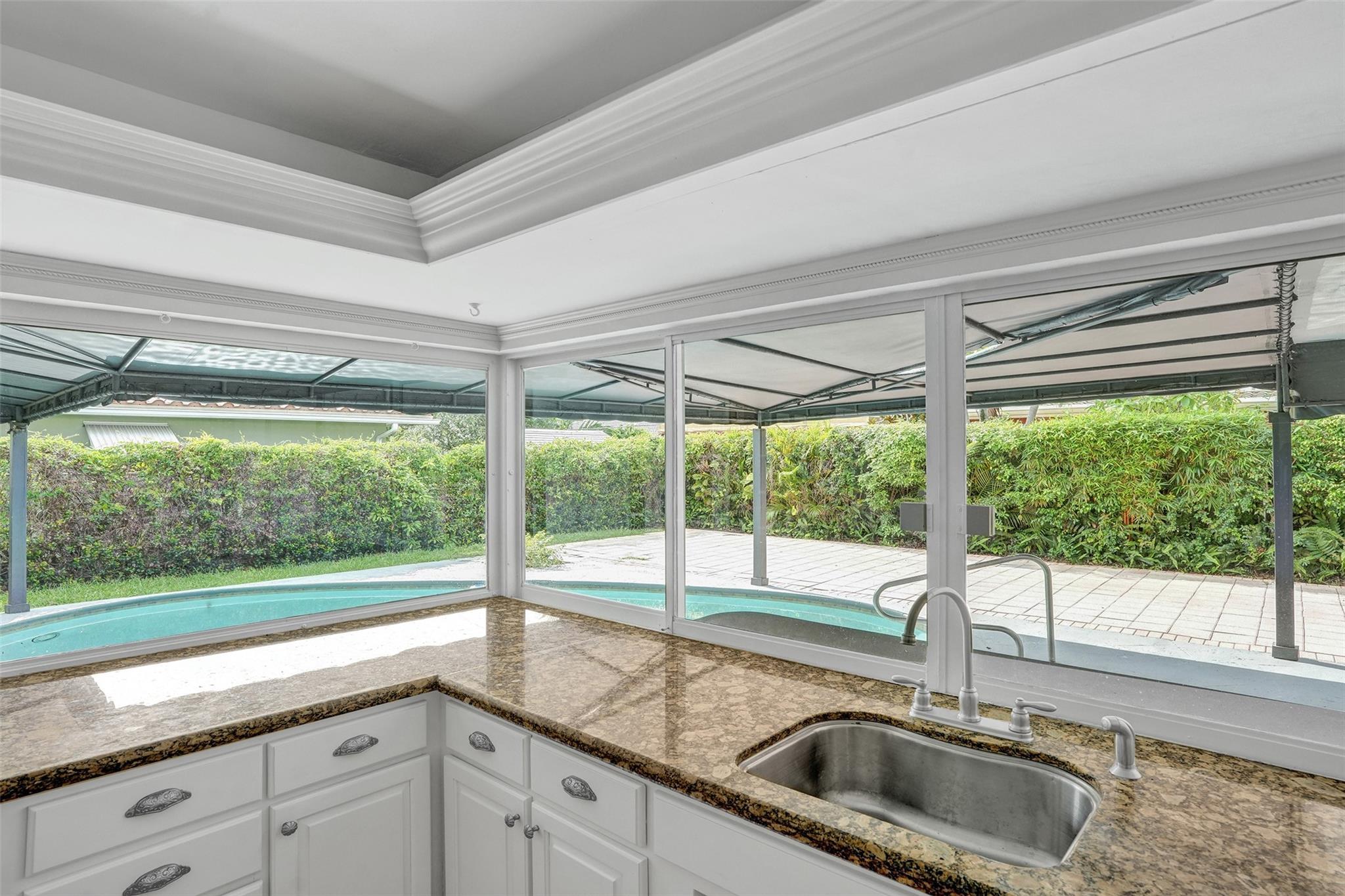 2210 NE 61st Ct Fort Lauderdale, FL 33308