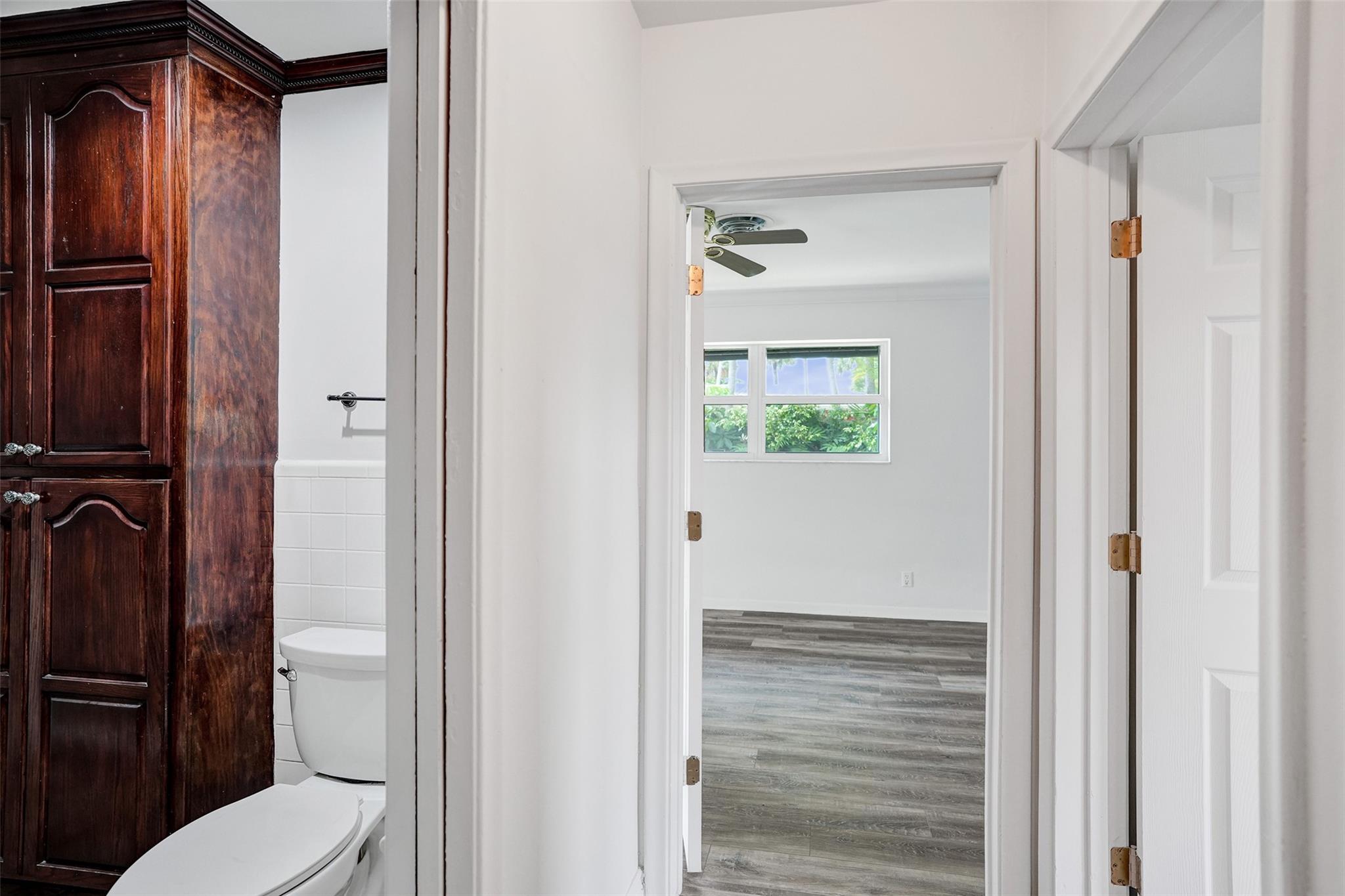 2210 NE 61st Ct Fort Lauderdale, FL 33308