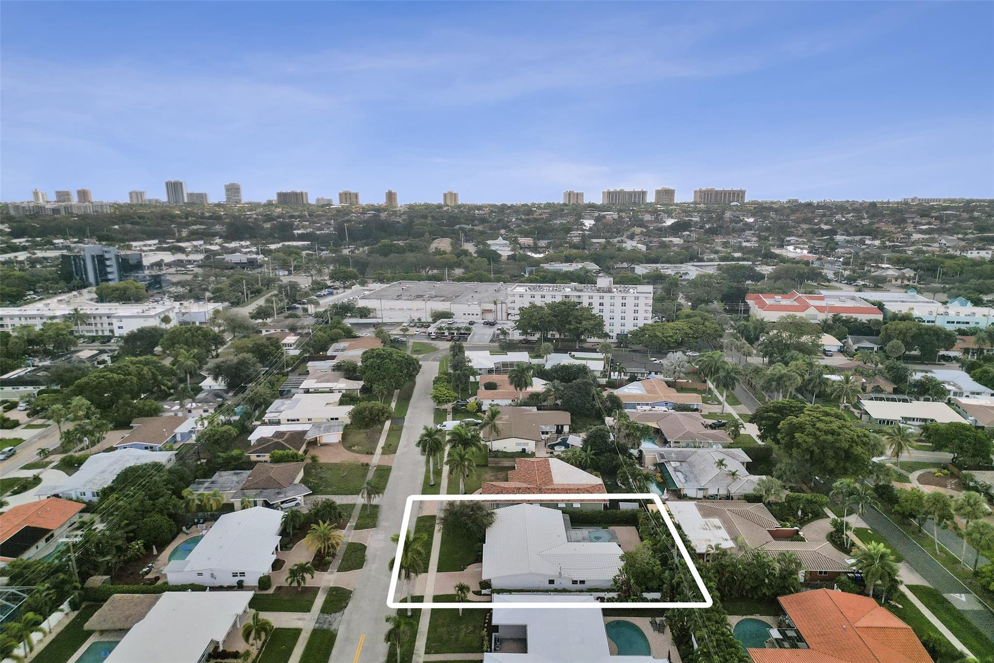 2210 NE 61st Ct Fort Lauderdale, FL 33308