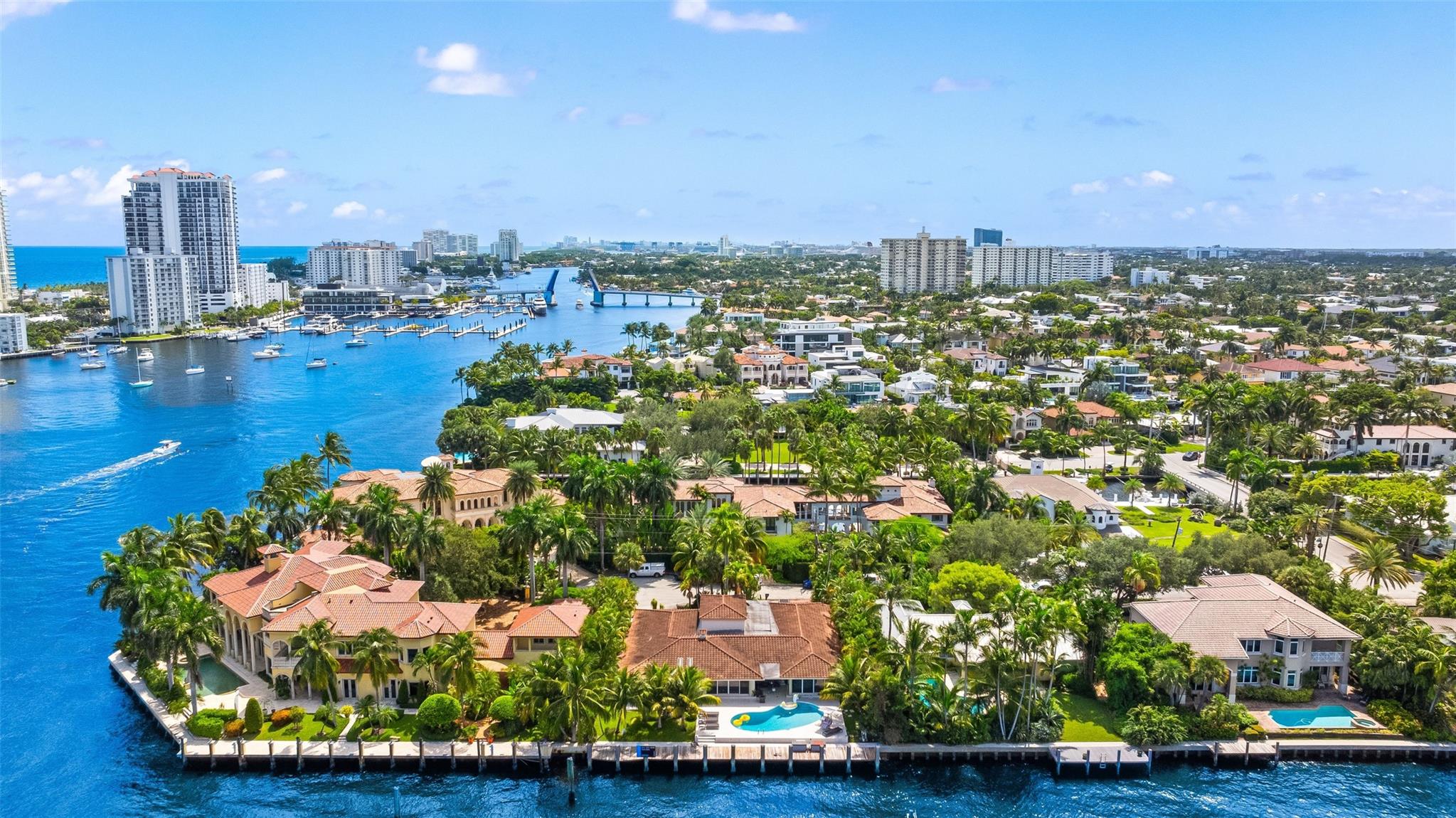 2701 Aqua Vis Blvd Fort Lauderdale, FL 33301