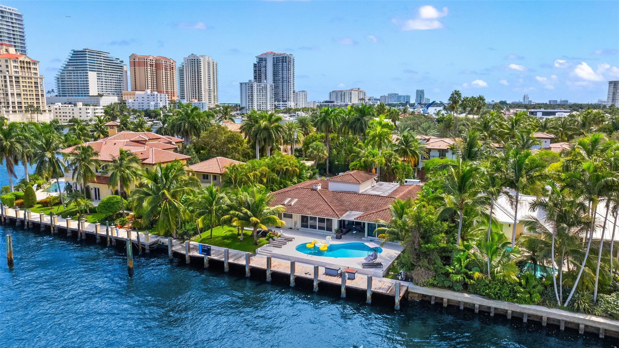 2701 Aqua Vis Blvd Fort Lauderdale, FL 33301