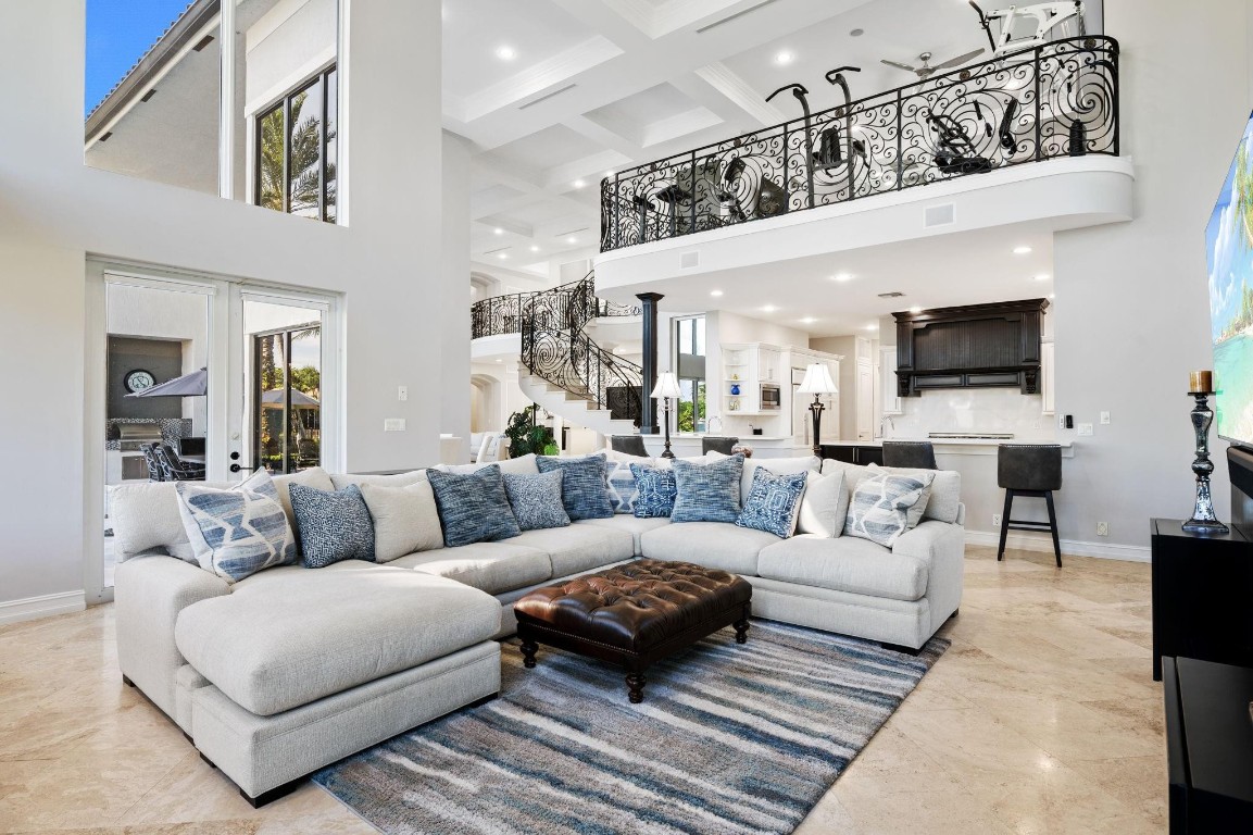 70 N Compass Fort Lauderdale, FL 33308