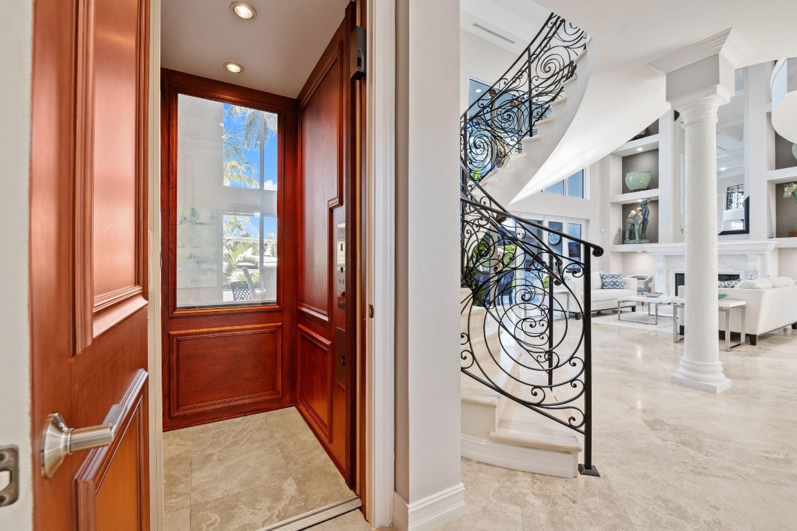 70 N Compass Fort Lauderdale, FL 33308