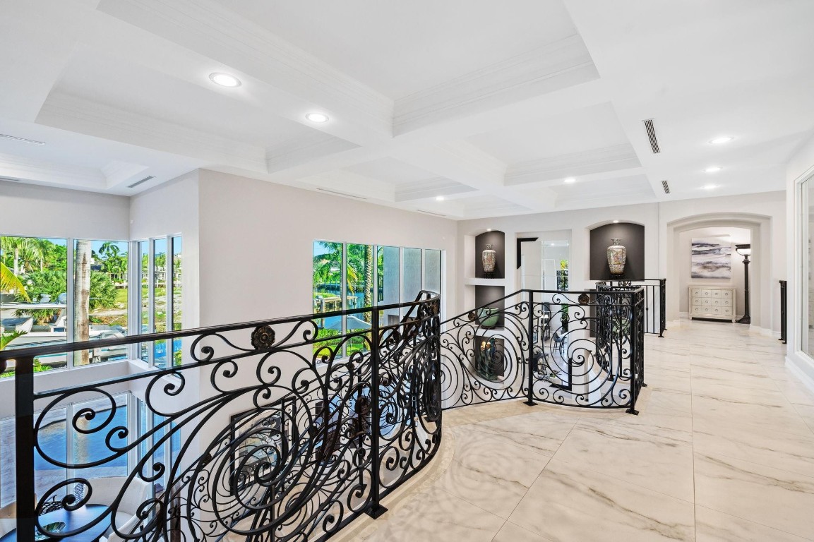 70 N Compass Fort Lauderdale, FL 33308