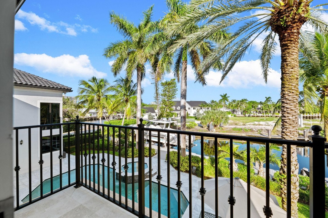 70 N Compass Fort Lauderdale, FL 33308