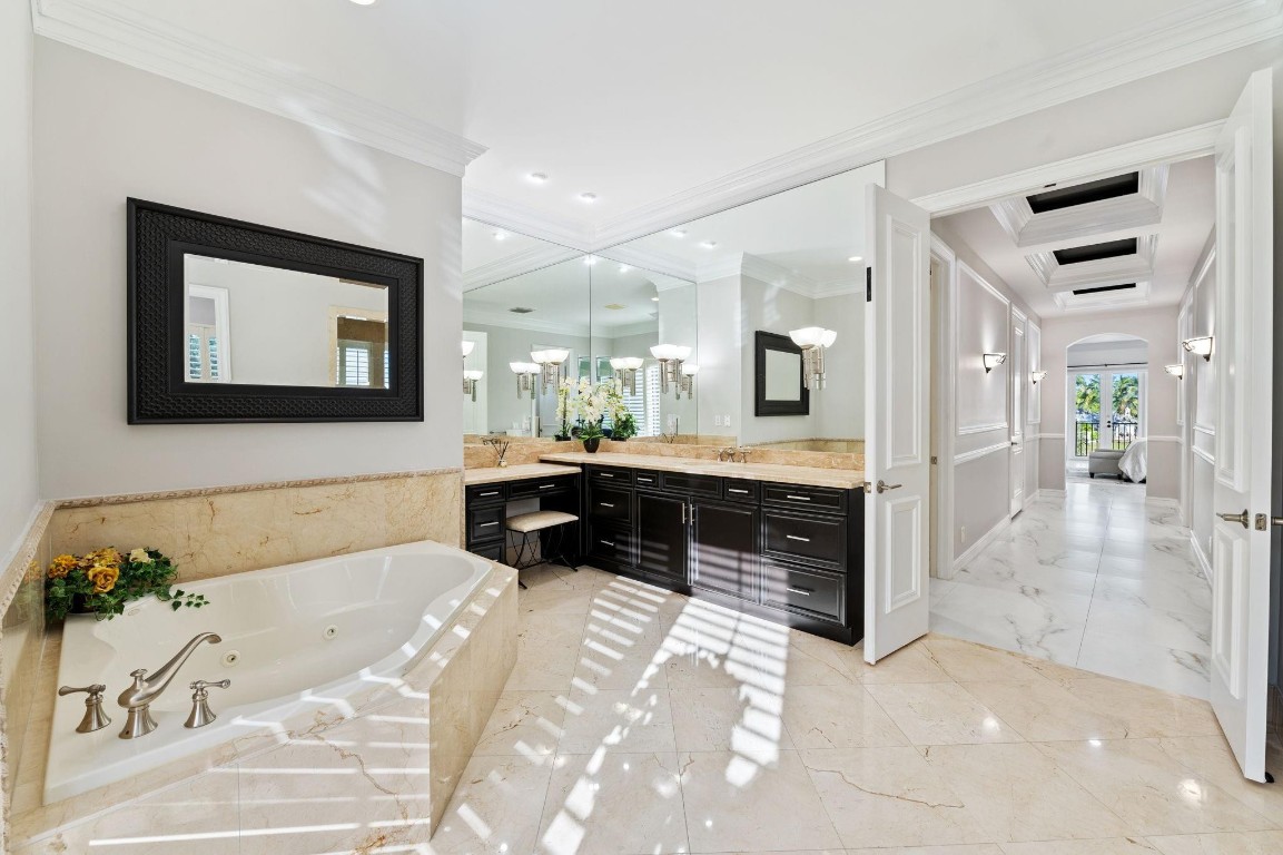 70 N Compass Fort Lauderdale, FL 33308