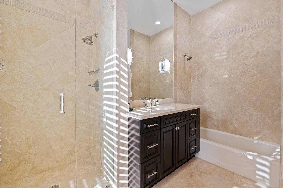 70 N Compass Fort Lauderdale, FL 33308