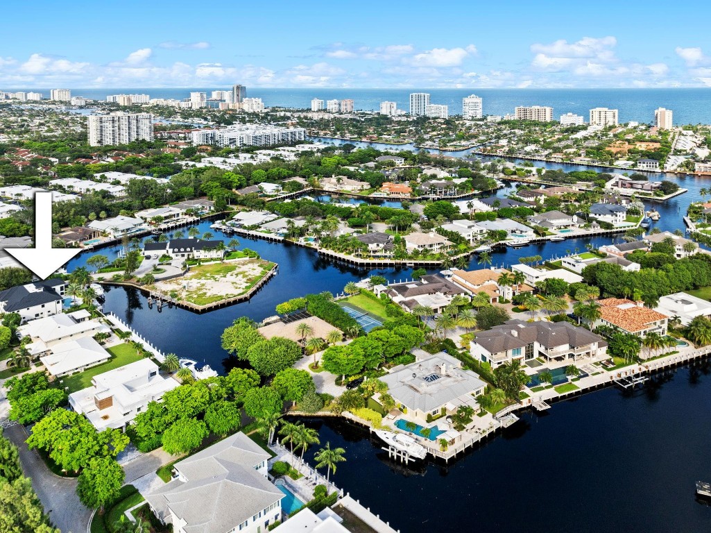 70 N Compass Fort Lauderdale, FL 33308