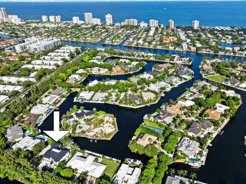 70 N Compass Fort Lauderdale, FL 33308