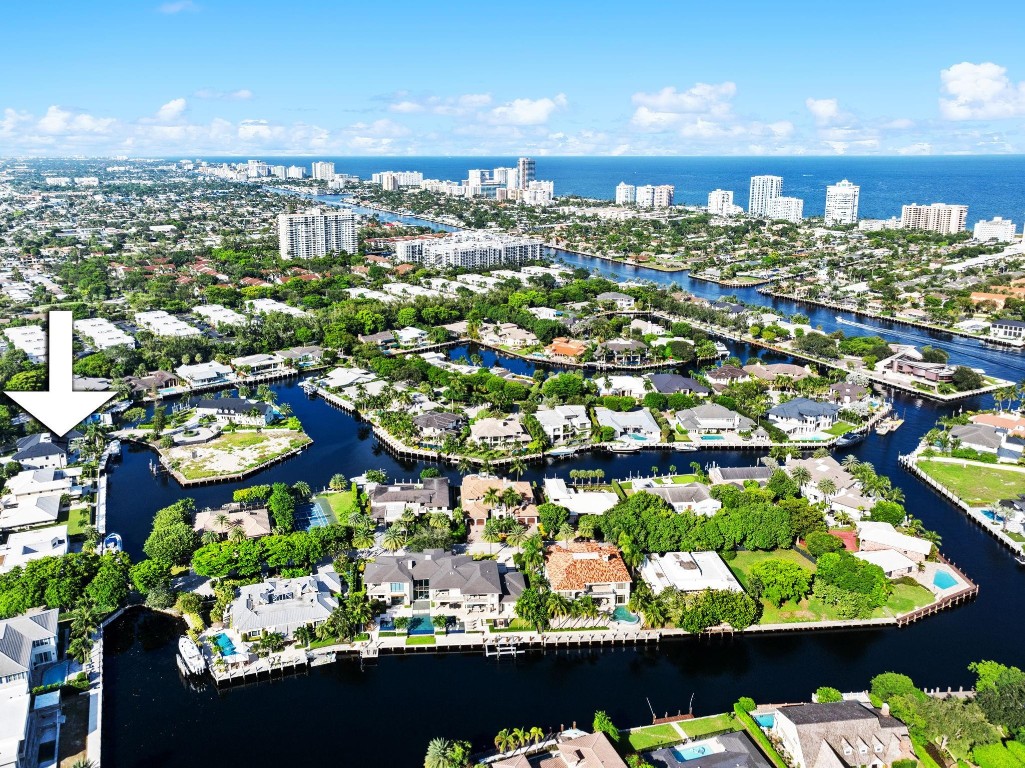 70 N Compass Fort Lauderdale, FL 33308