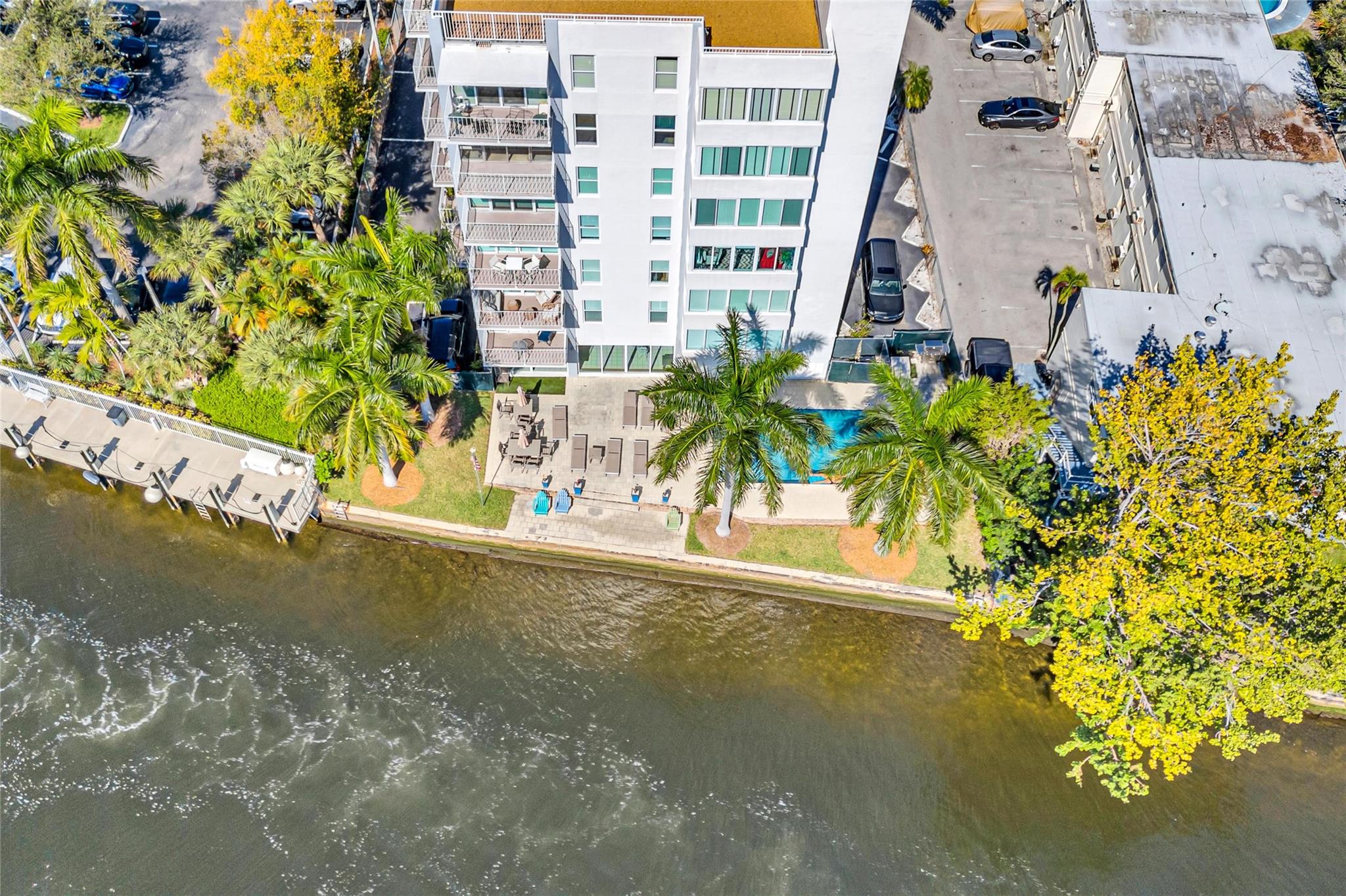 800 SE 4th St #302 Fort Lauderdale, FL 33301