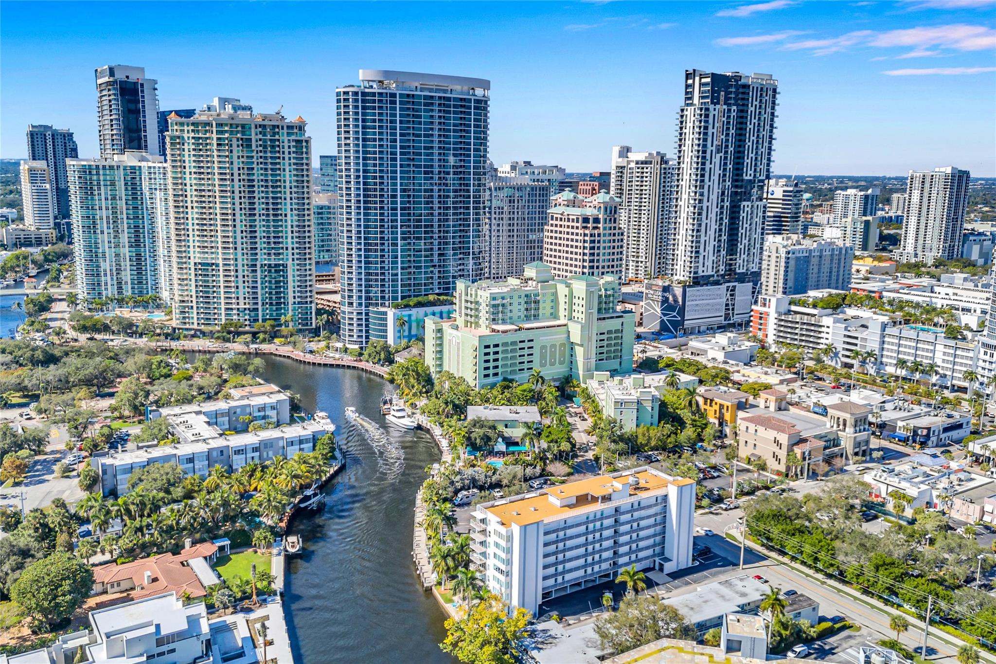 800 SE 4th St #302 Fort Lauderdale, FL 33301