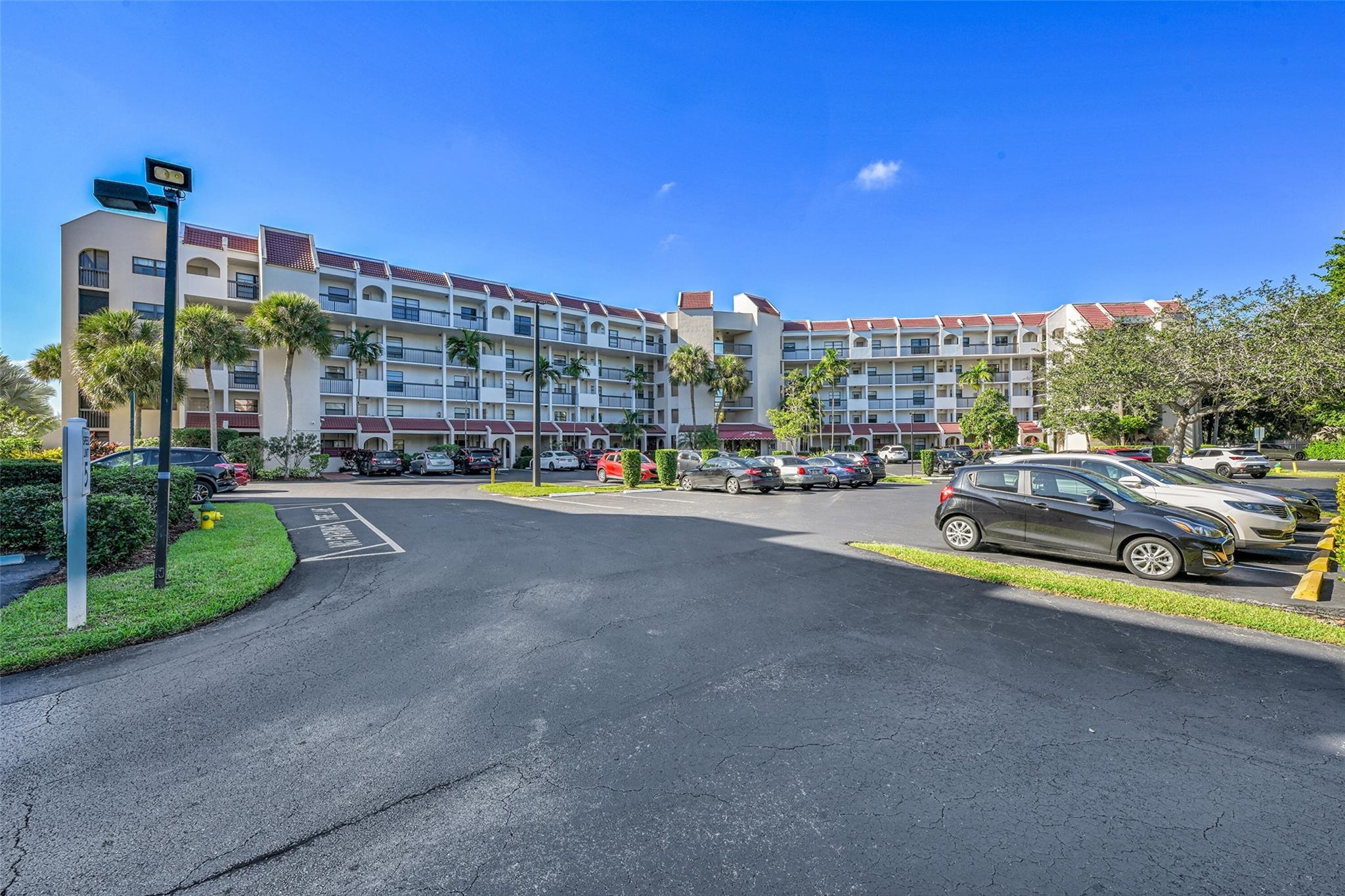 3591 Environ Blvd #A305