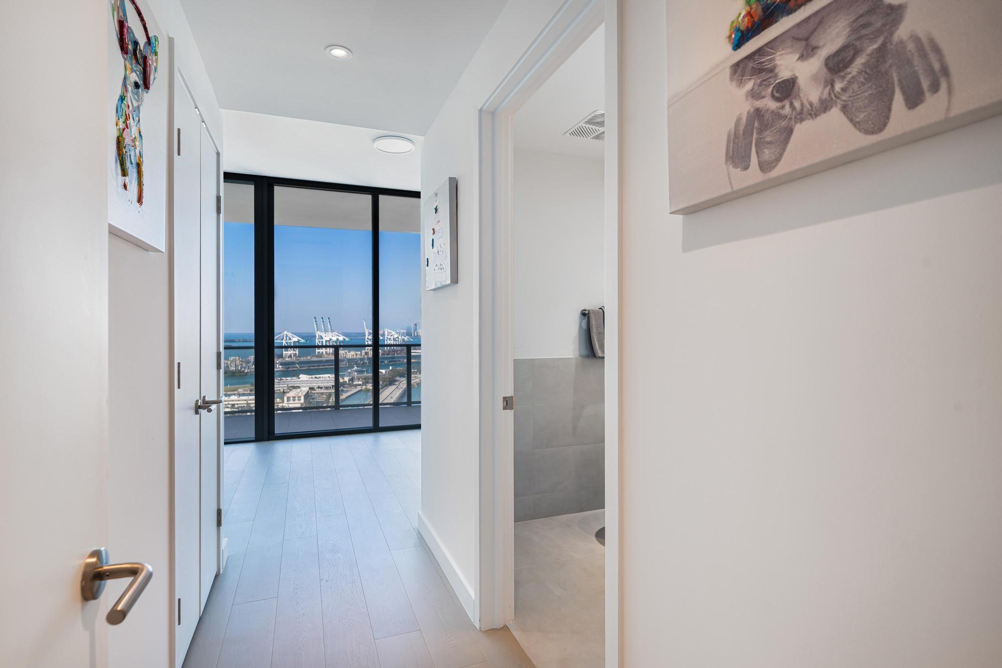 Undisclosed Address Miami Beach, FL 33139