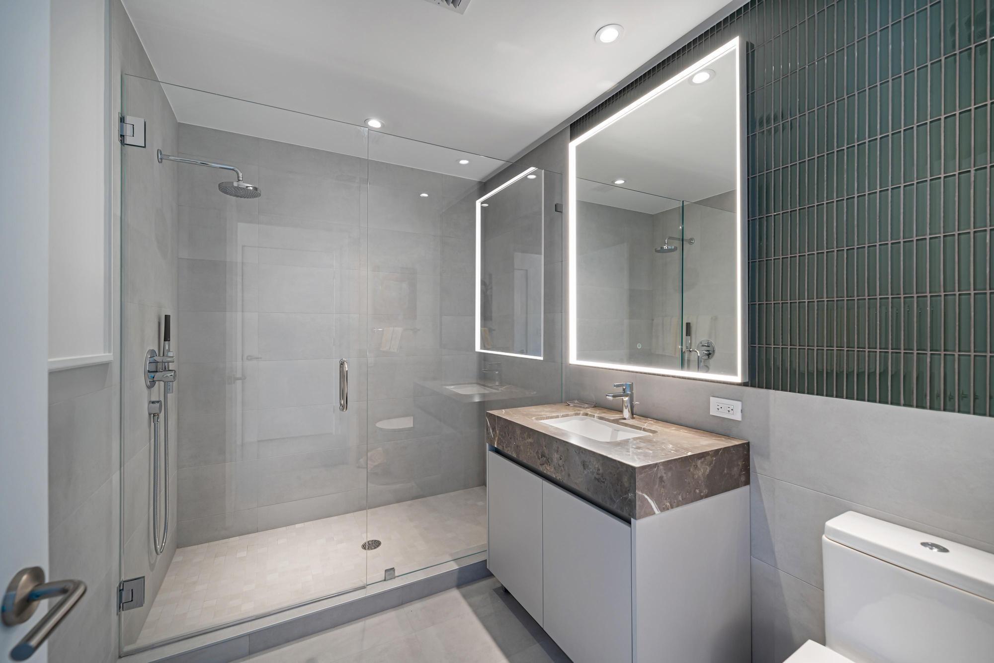 Undisclosed Address Miami Beach, FL 33139