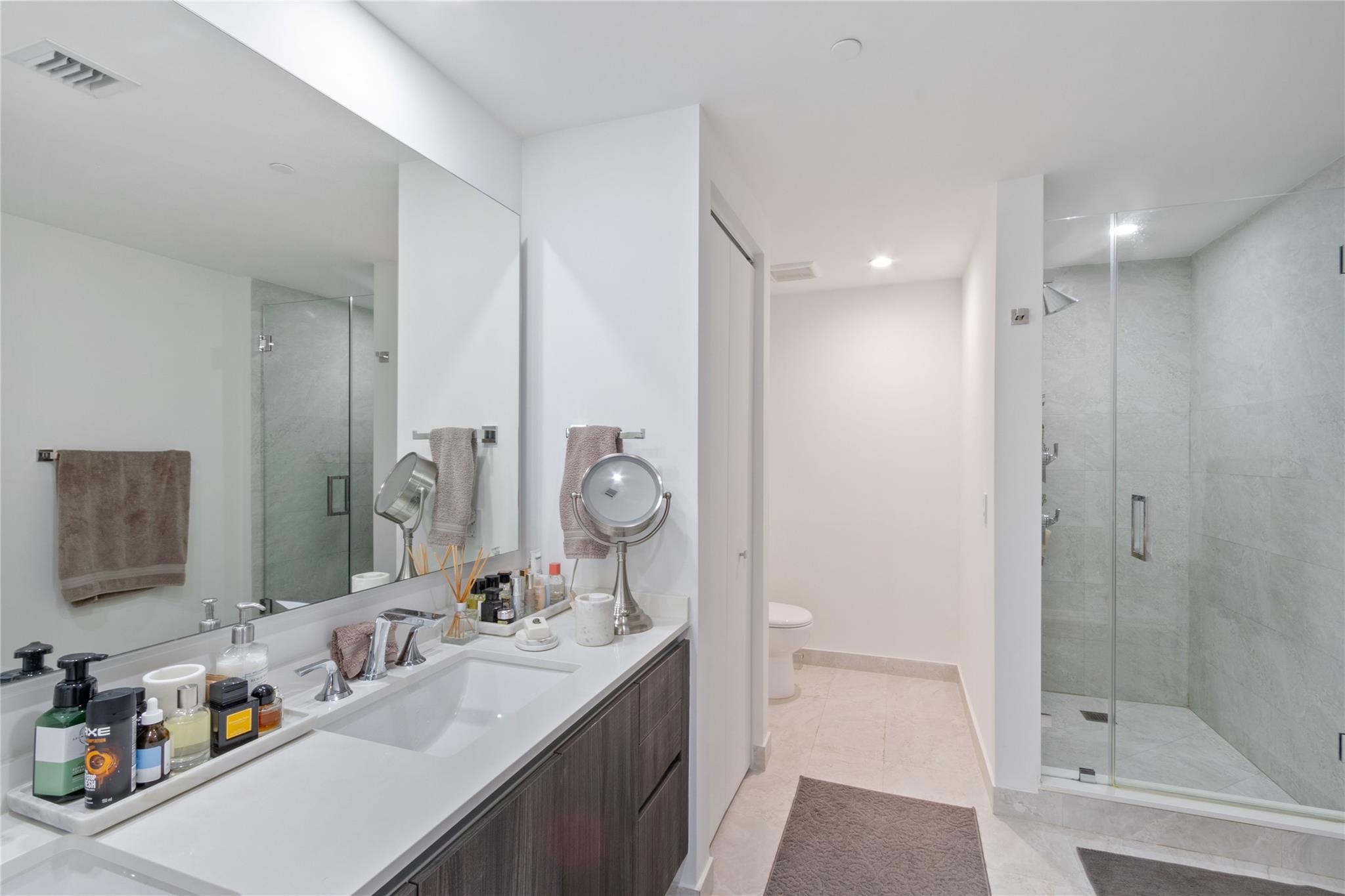 488 NE 18th St #2010 Miami, FL 33132