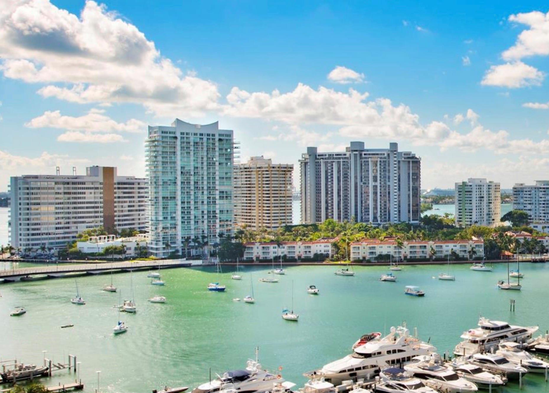 10 Venetian Way #502 Miami Beach, FL 33139