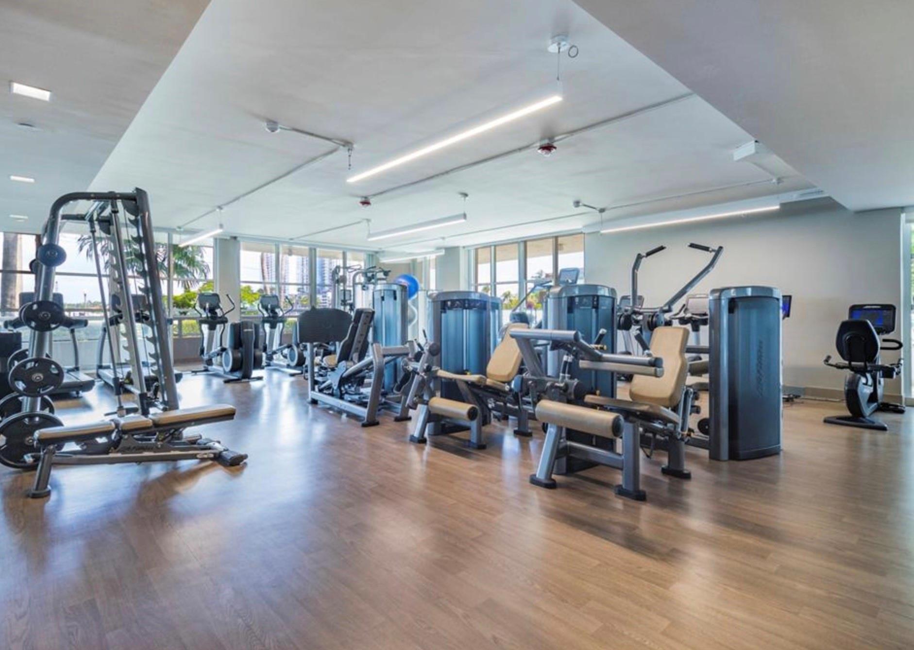 10 Venetian Way #502 Miami Beach, FL 33139