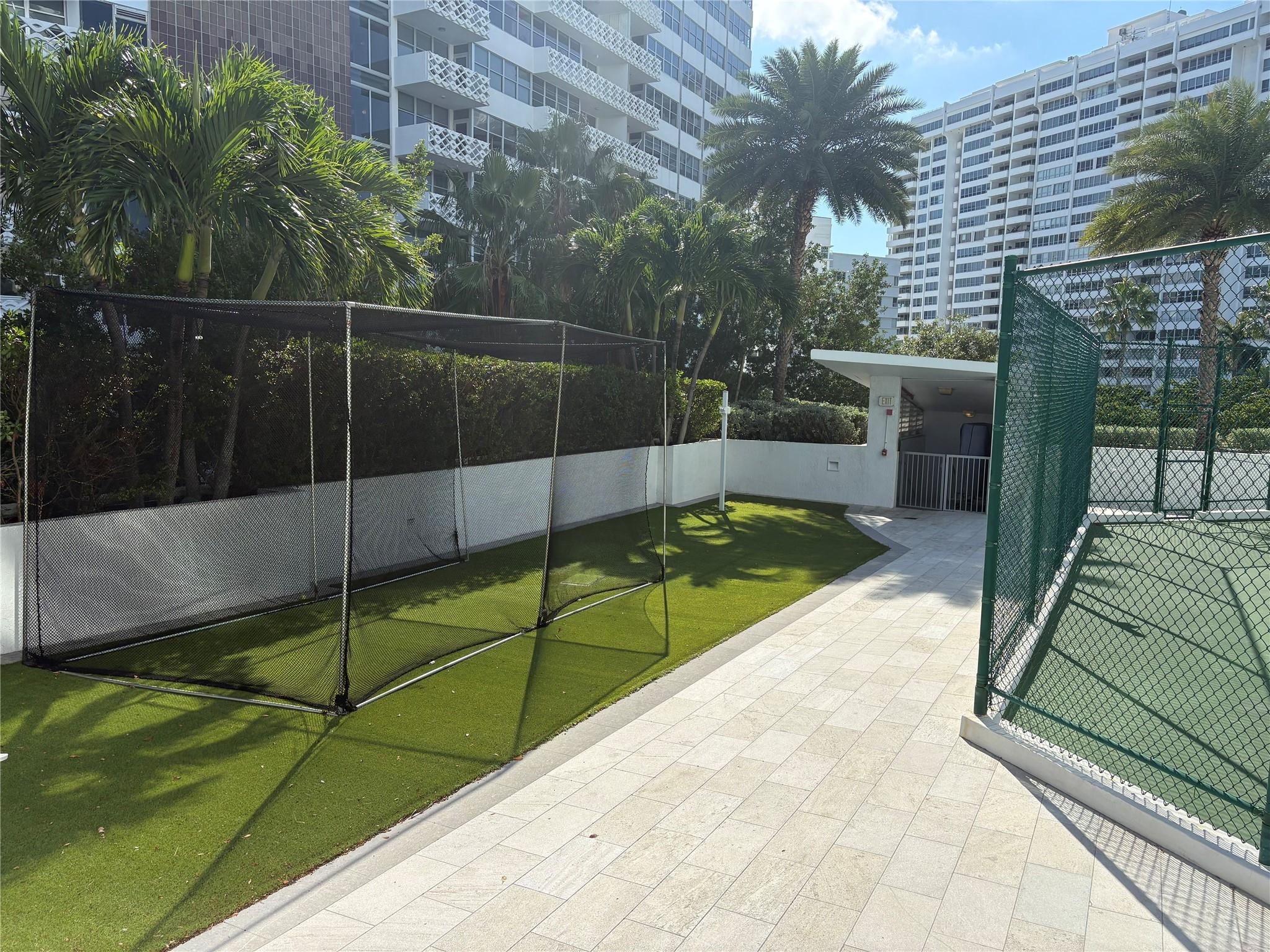 10 Venetian Way #502 Miami Beach, FL 33139