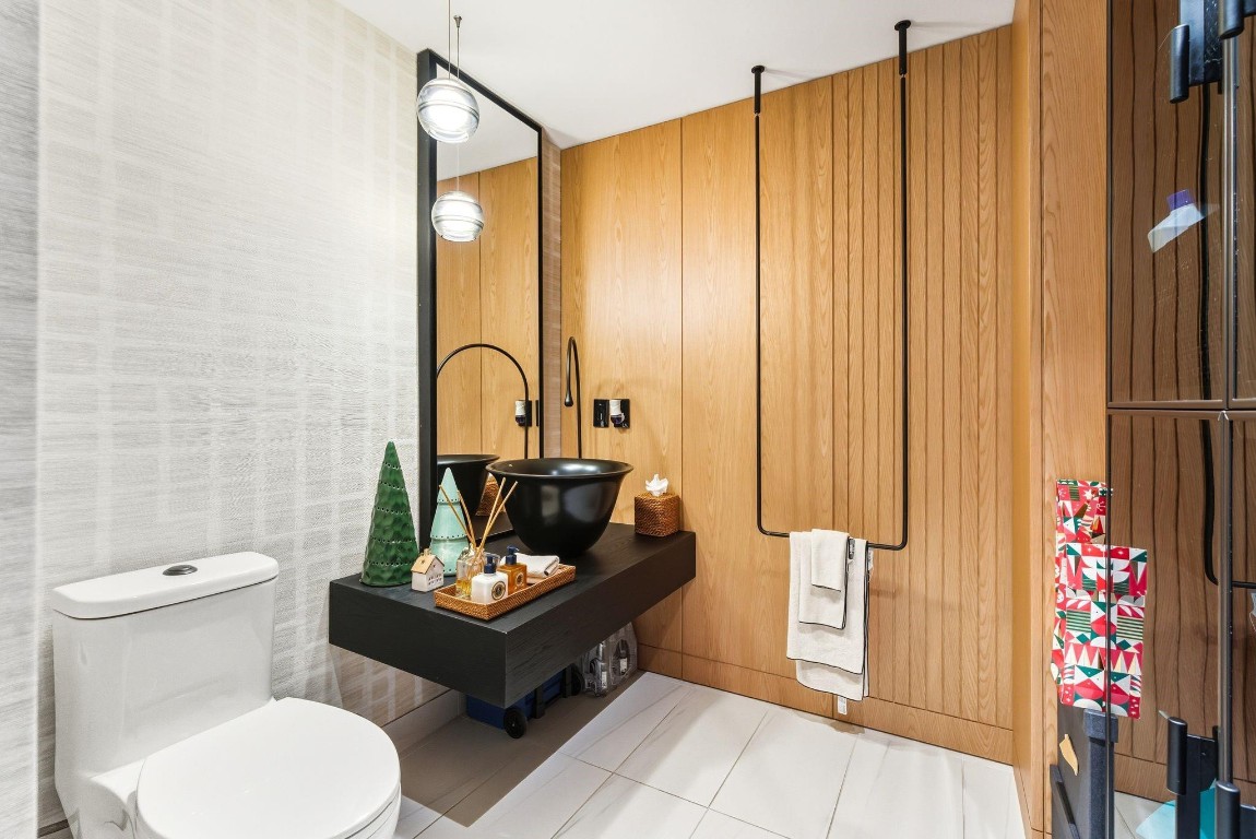 1116 N Ocean #1506 Pompano Beach, FL 33062