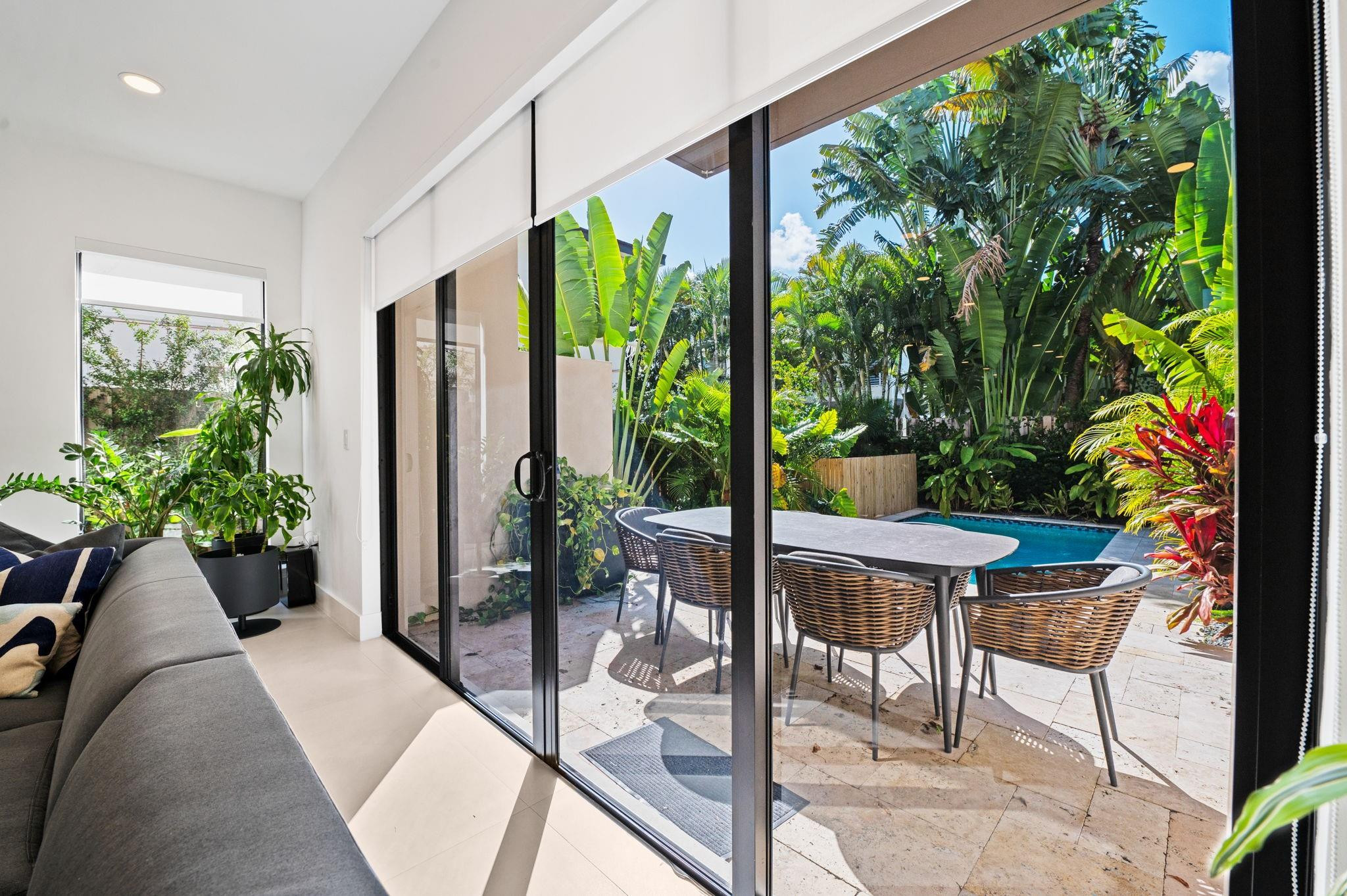 907 NE 16th Fort Lauderdale, FL 33304