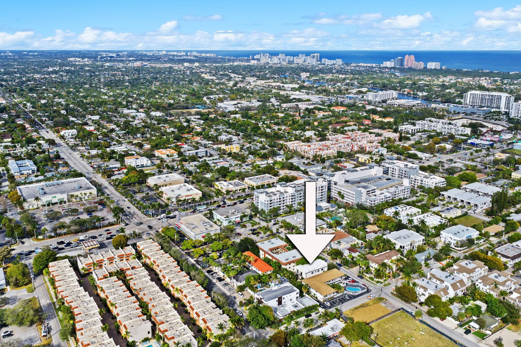 907 NE 16th Fort Lauderdale, FL 33304