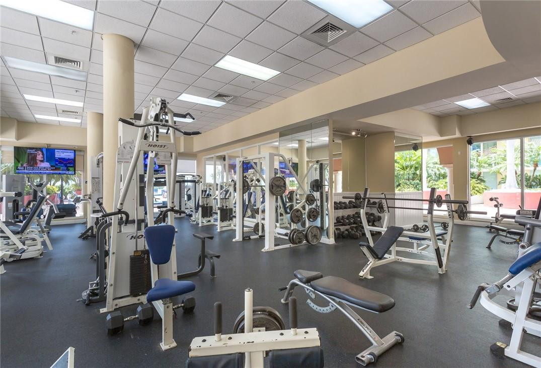 16900 N Bay #02-1005 Sunny Isles Beach, FL 33160