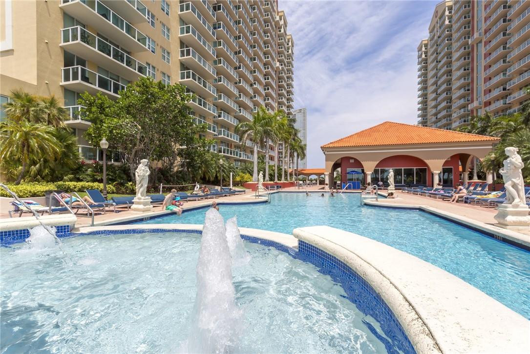 16900 N Bay #02-1005 Sunny Isles Beach, FL 33160