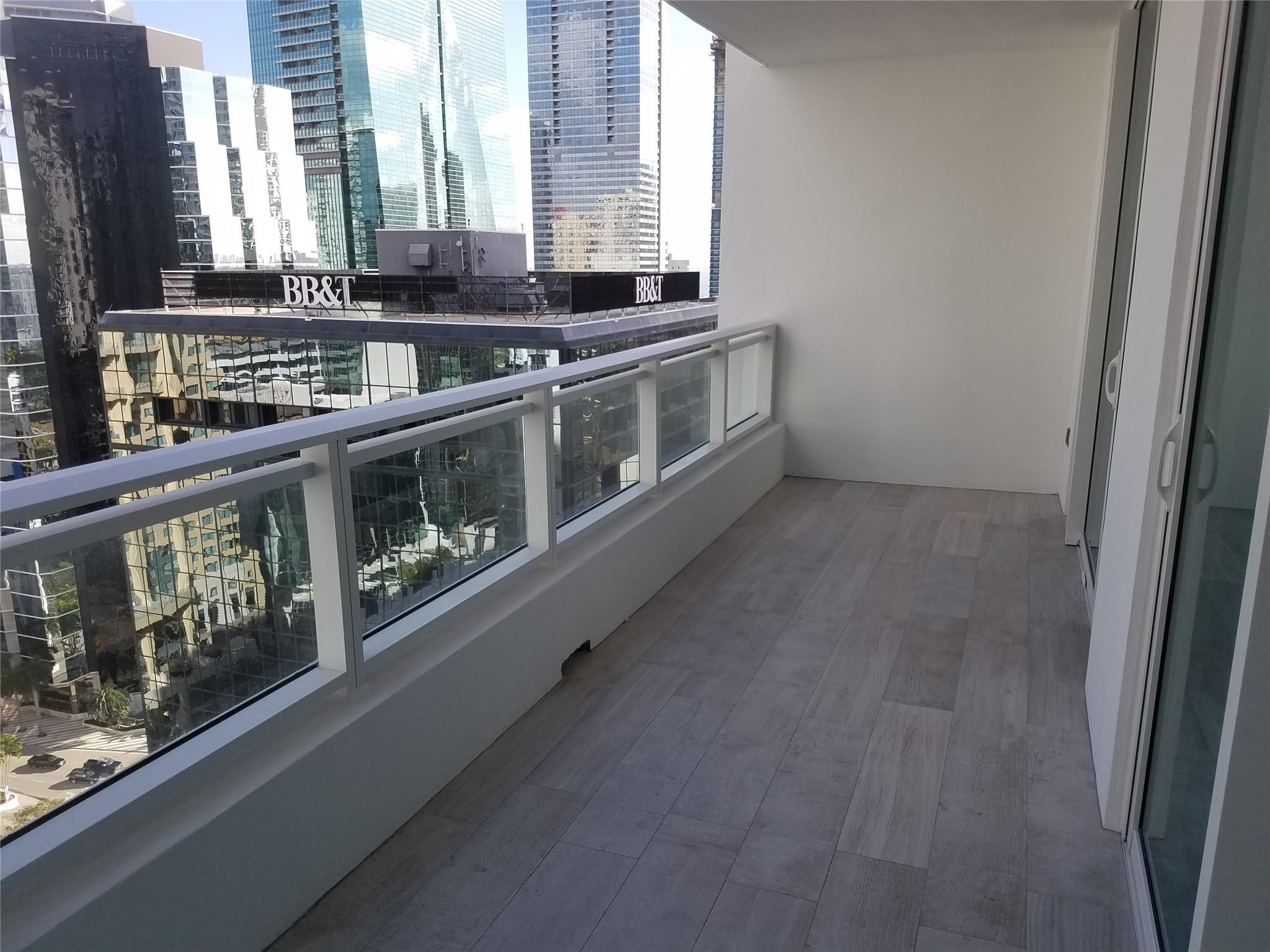 image The Bond on Brickell7