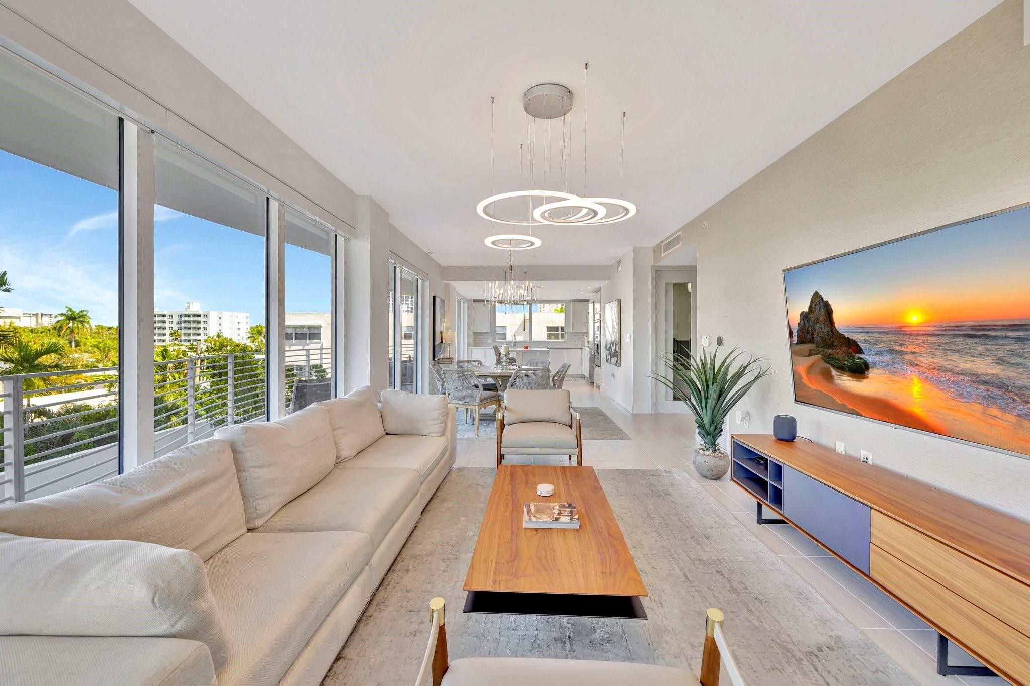 612 Bayshore #301 Fort Lauderdale, FL 33304