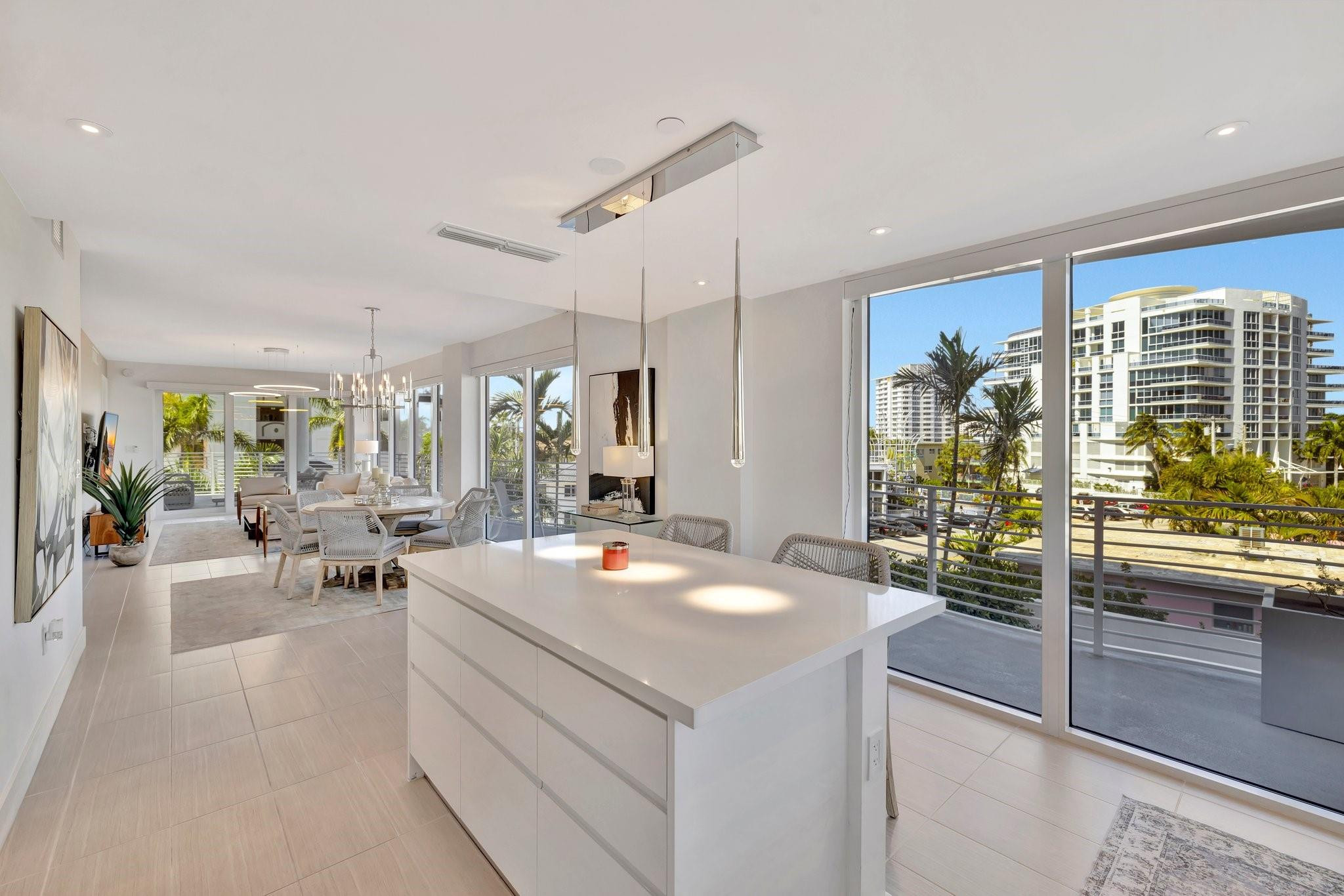 612 Bayshore #301 Fort Lauderdale, FL 33304