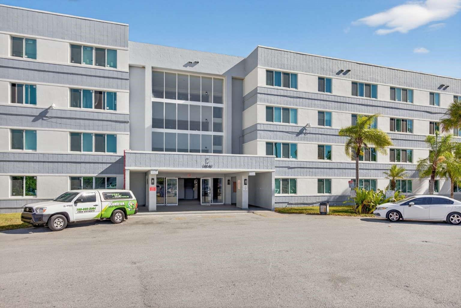 14840 Naranja Lks #C4L