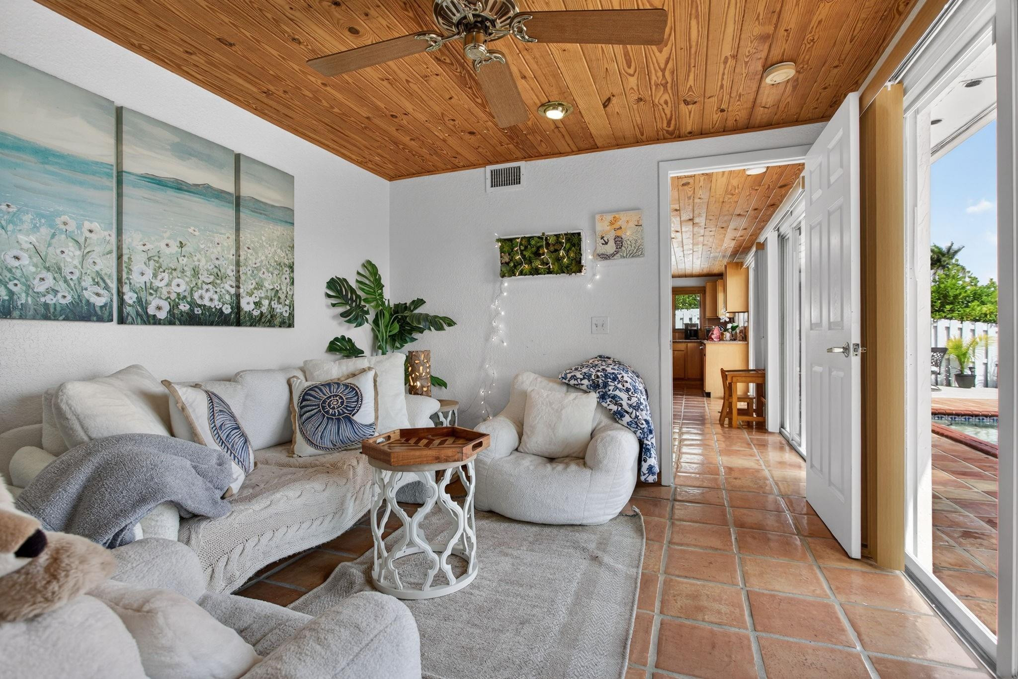 900 SE 3rd Pompano Beach, FL 33060