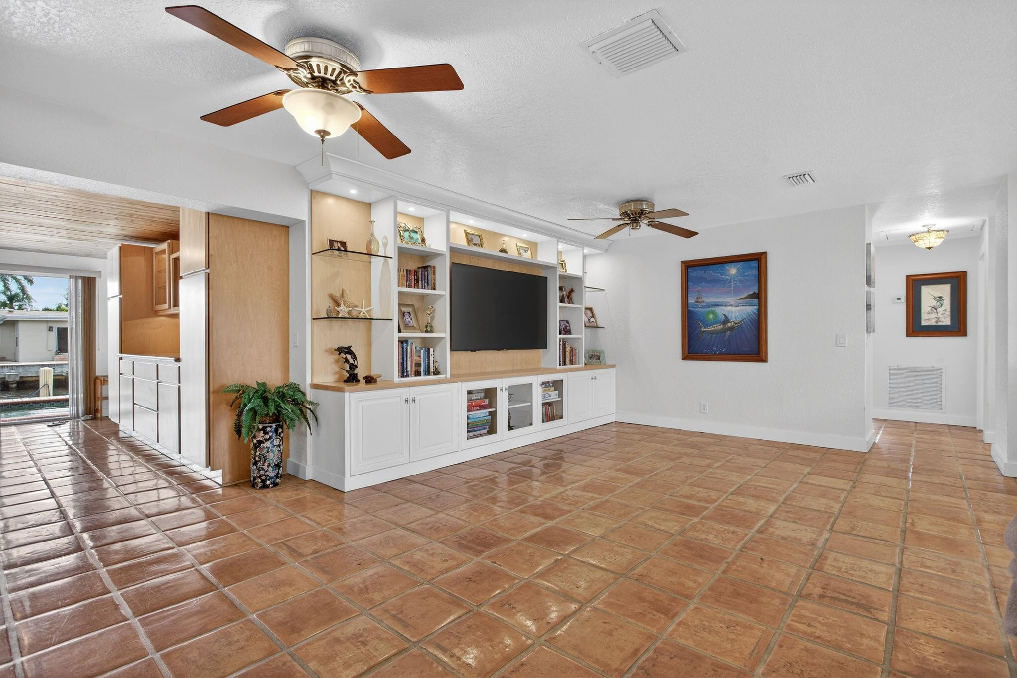 900 SE 3rd Pompano Beach, FL 33060