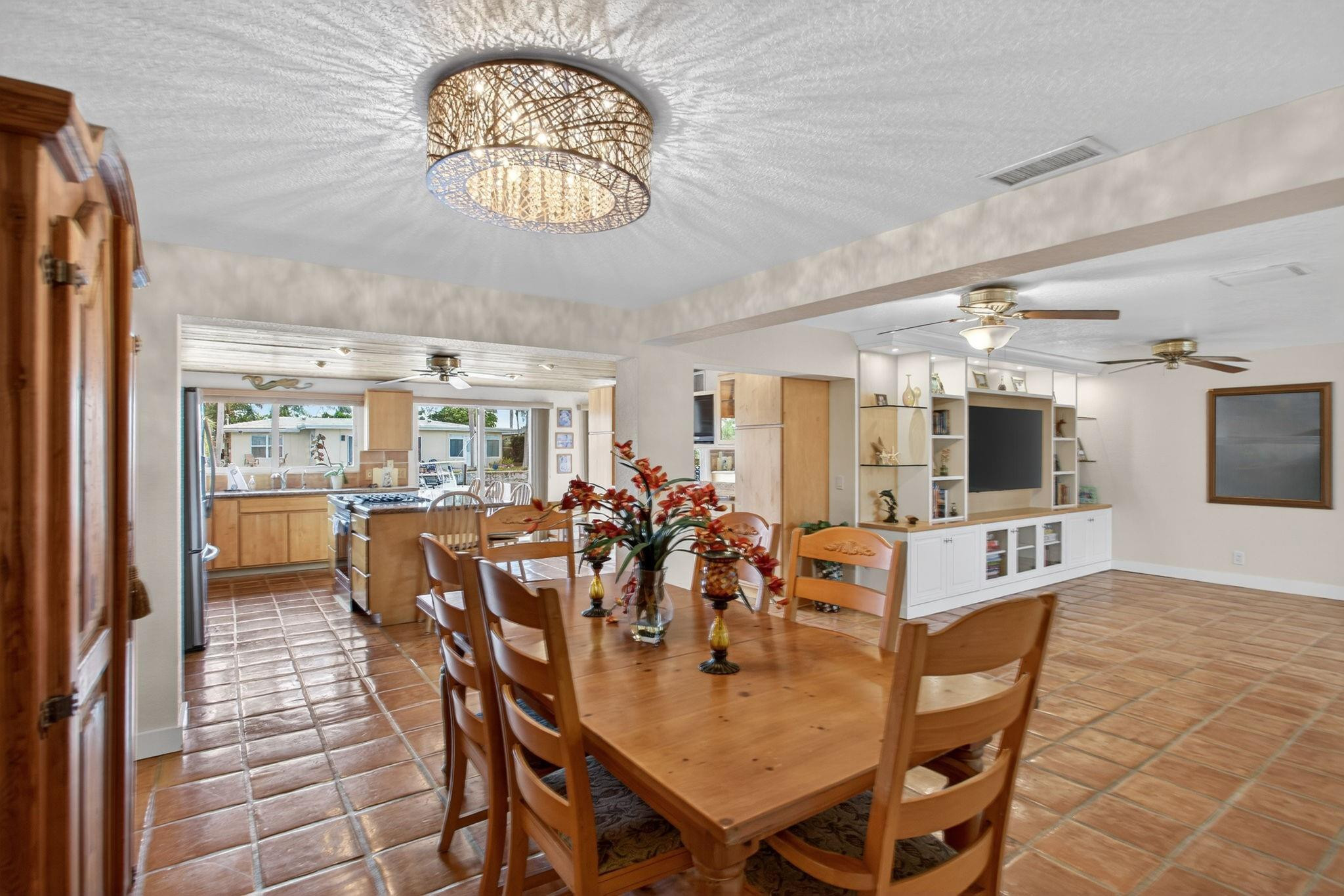 900 SE 3rd Pompano Beach, FL 33060