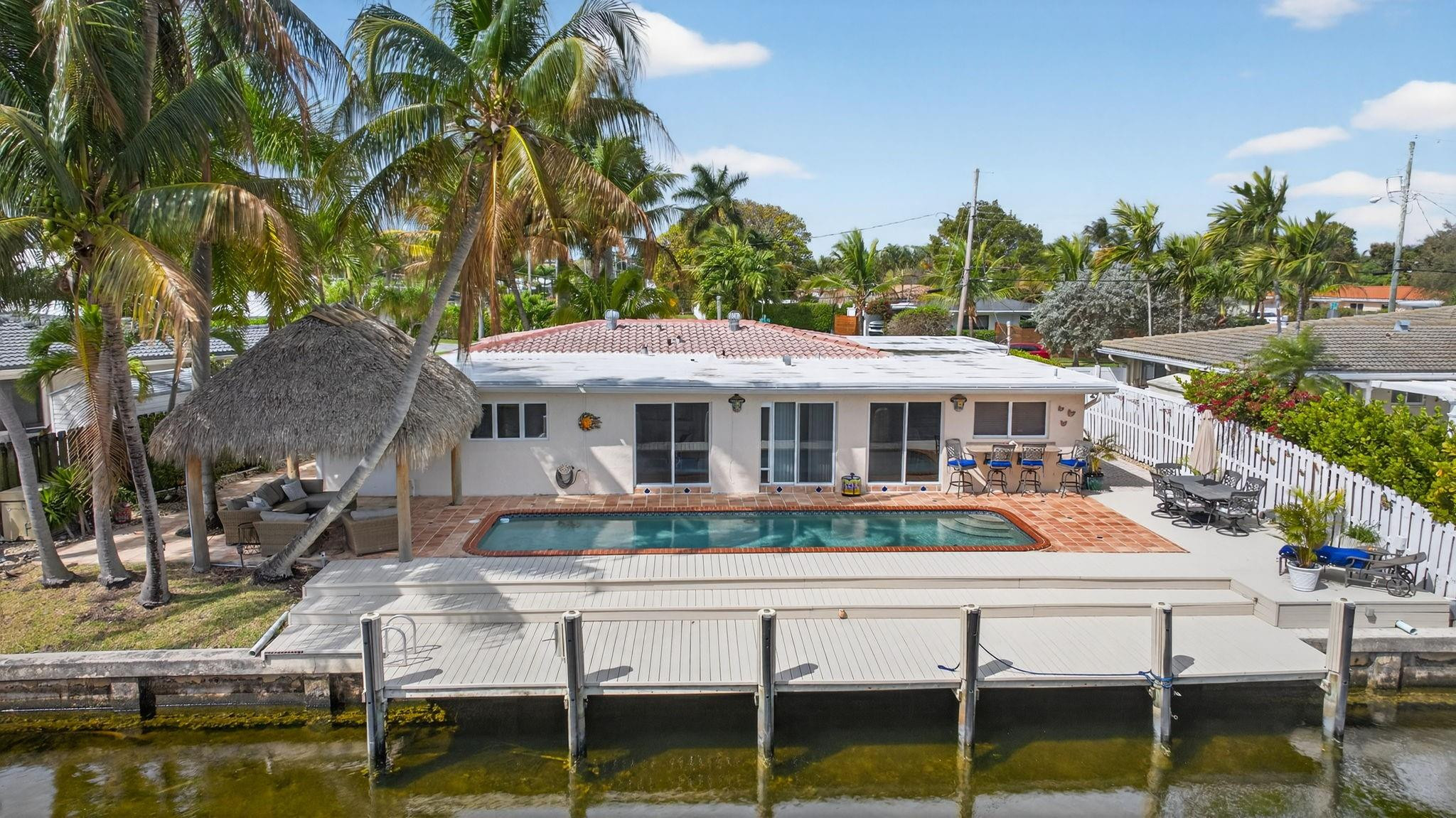 900 SE 3rd Pompano Beach, FL 33060