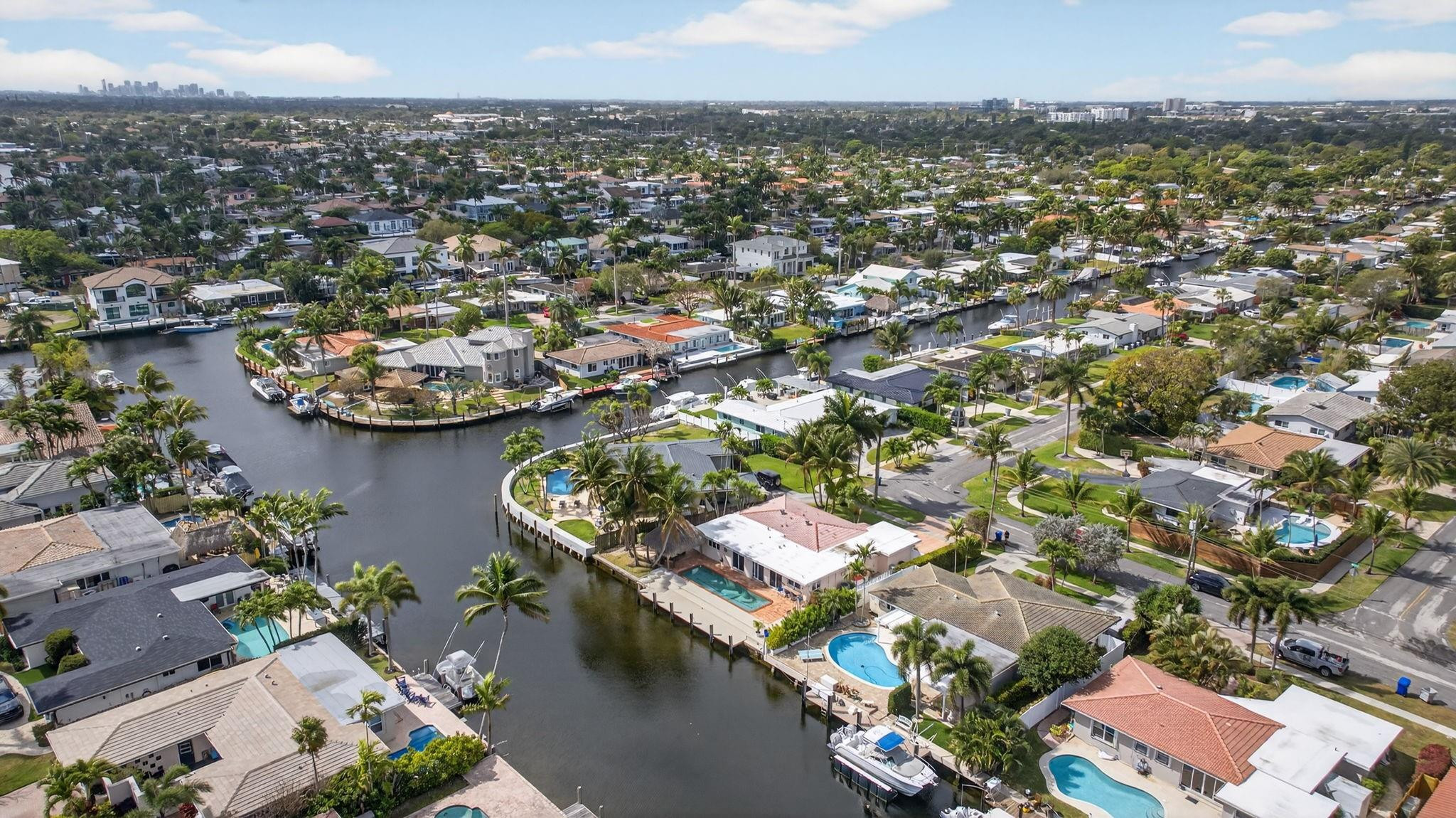 900 SE 3rd Pompano Beach, FL 33060