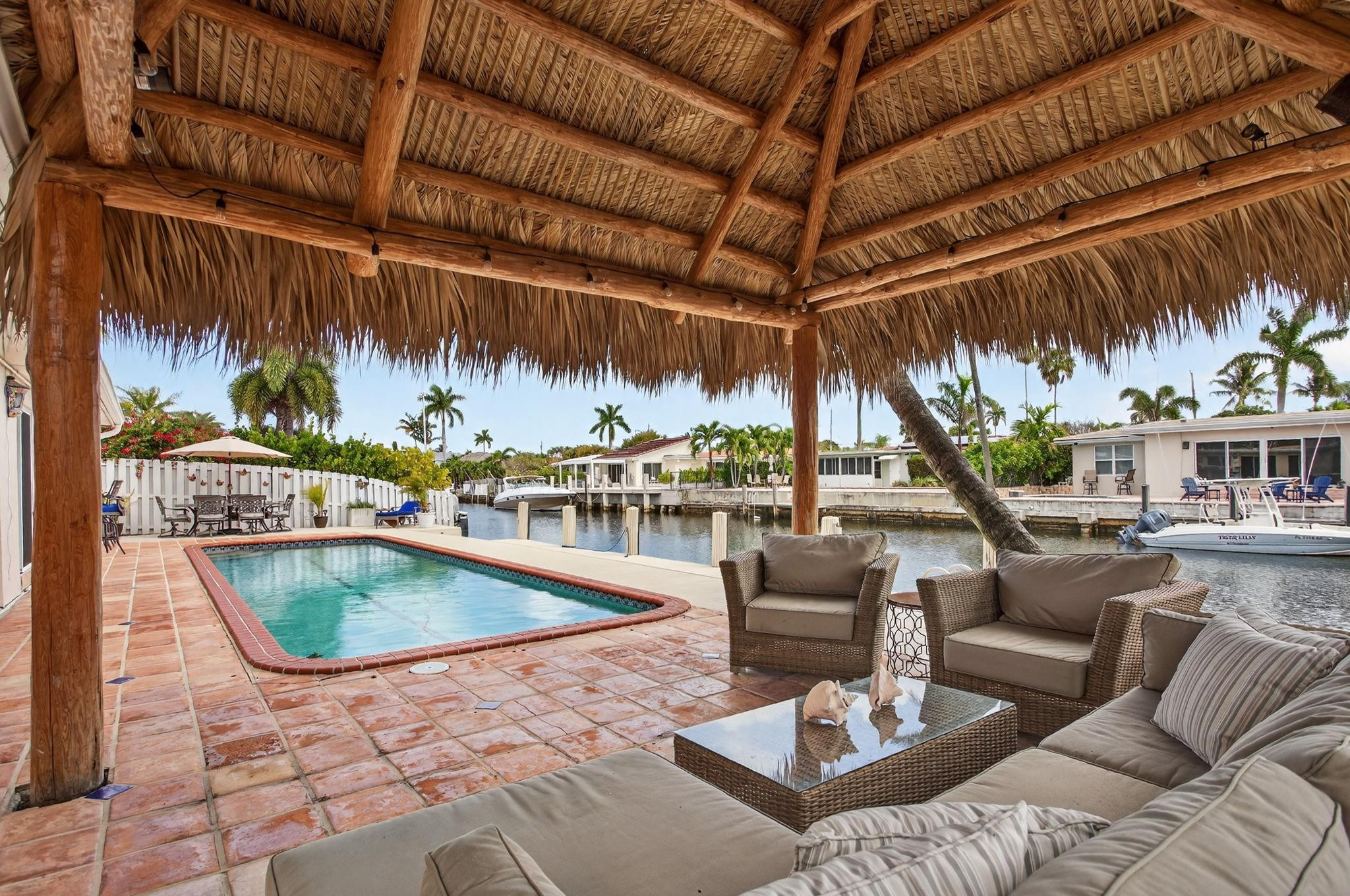 900 SE 3rd Pompano Beach, FL 33060