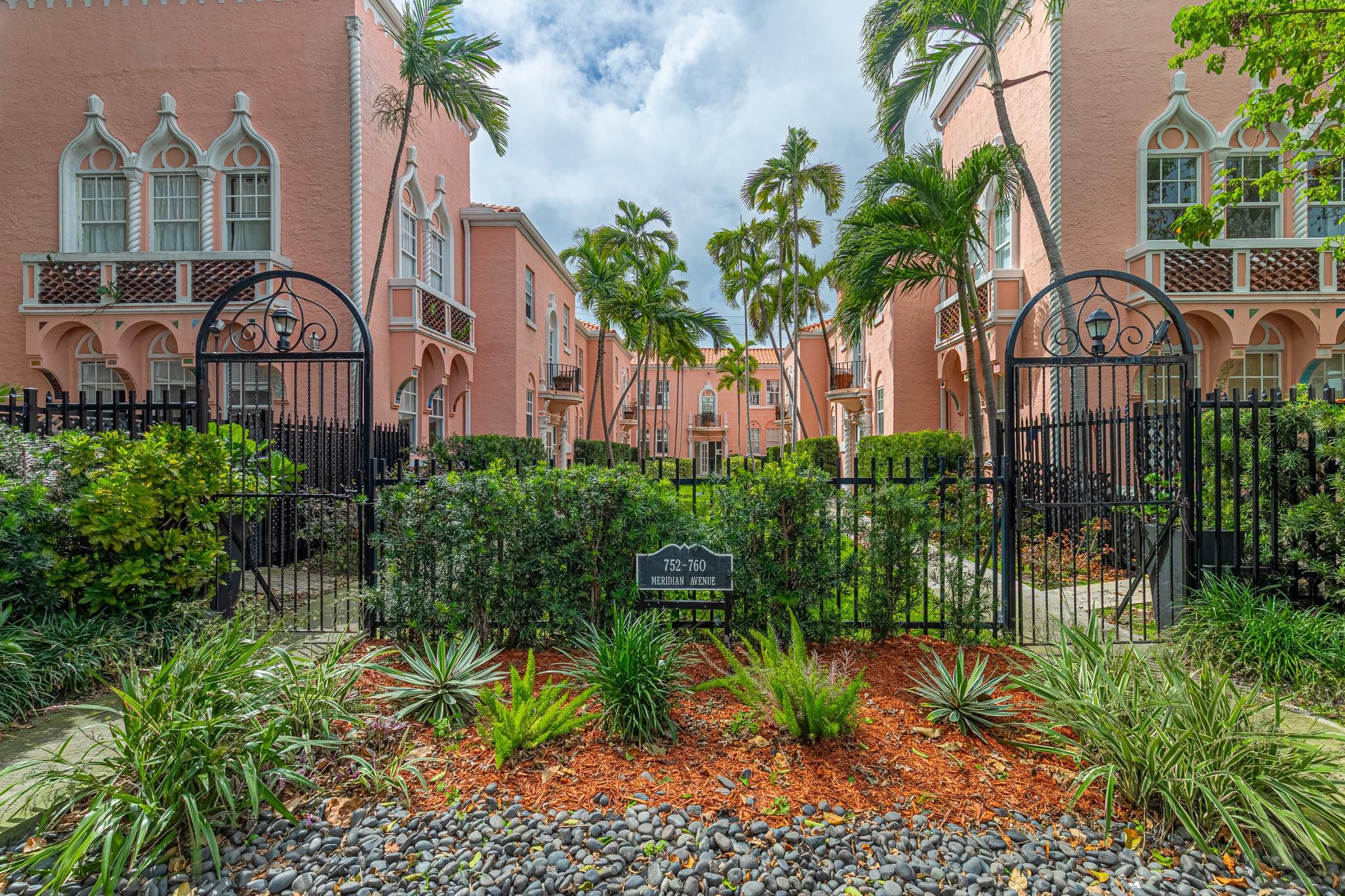 758 Meridian #8 Miami Beach, FL 33139